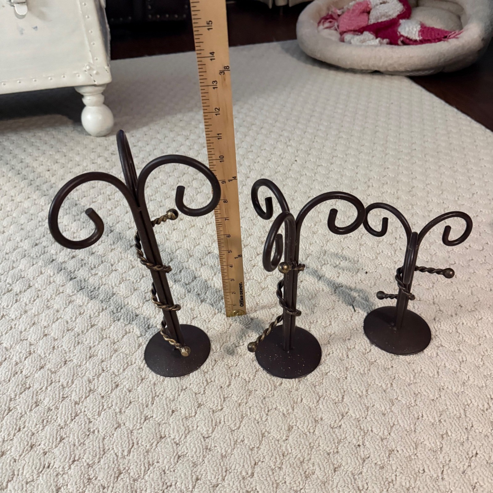 Set of 3 Metal Jewelry Display Stands Holders  Necklaces  bracelets