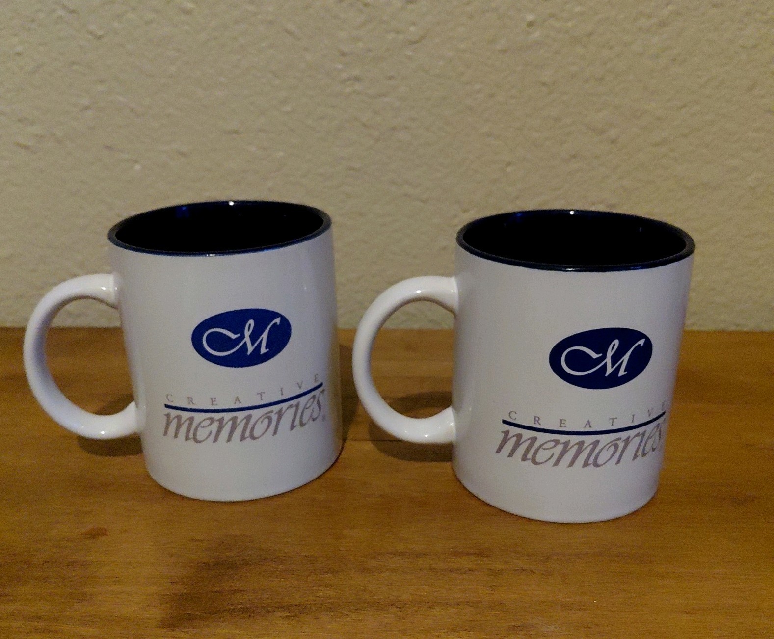 2 Creative Memories Coffee Mugs 2000s Blue Inside