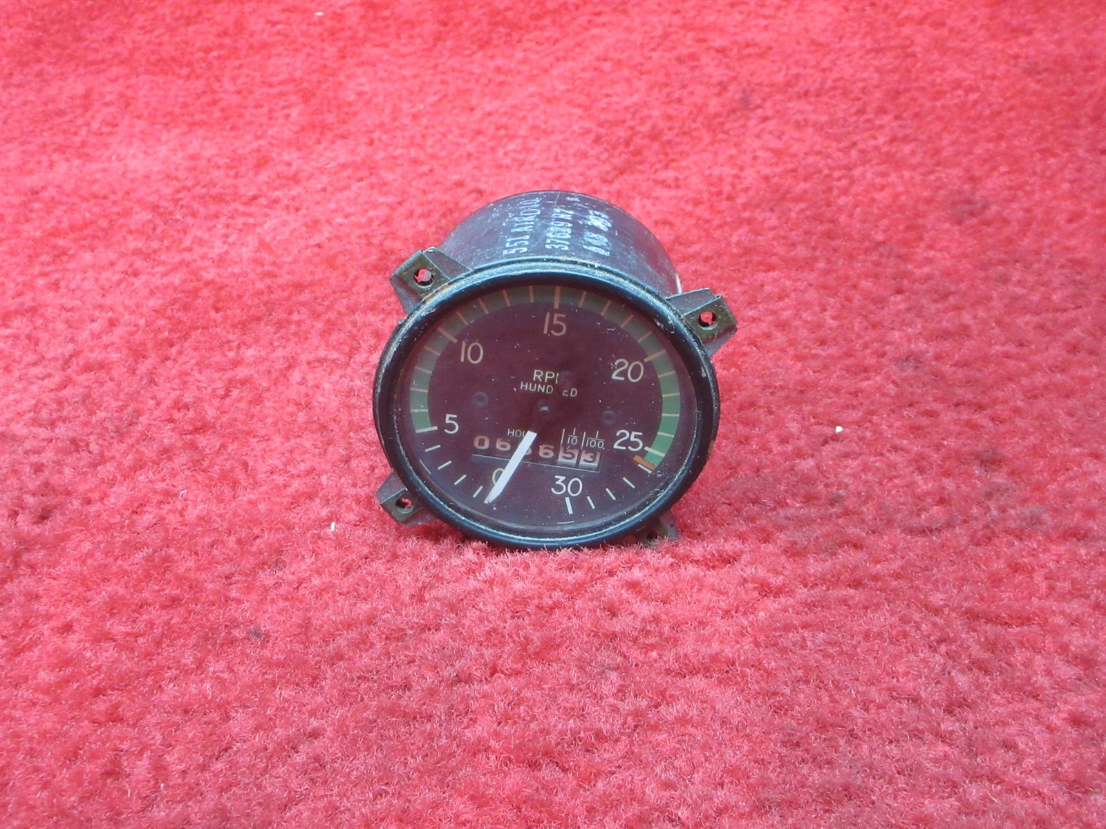 Stewart Warner Tachometer Indicator PN 830549, 37629-2, 548-303