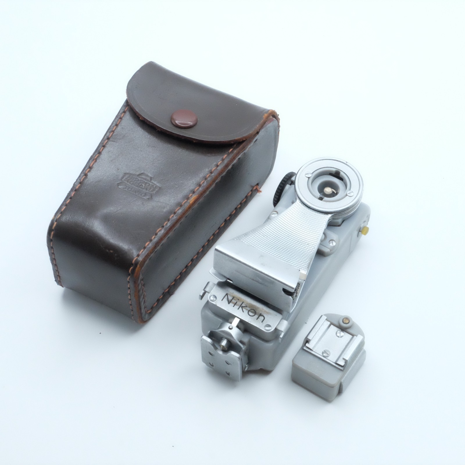 NIPPON KOGAKU NIKON BC-5 FLASH BULB GUN & CASE FOR S2 S3 S4 SP F F2
