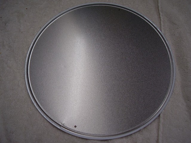 STUDEBAKER AUTHORIZED SERVICE ROUND 12 INCH METAL SIGN