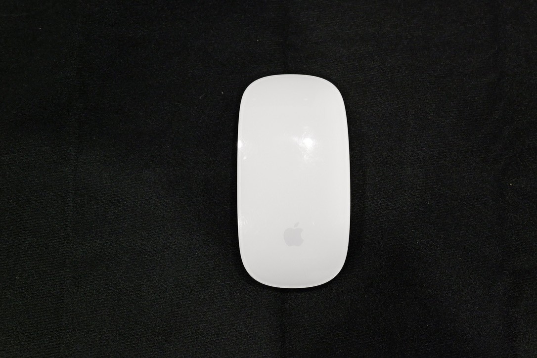 Apple A1296 Wireless Tactile/Multi-Touch Mouse - MB829LL/A