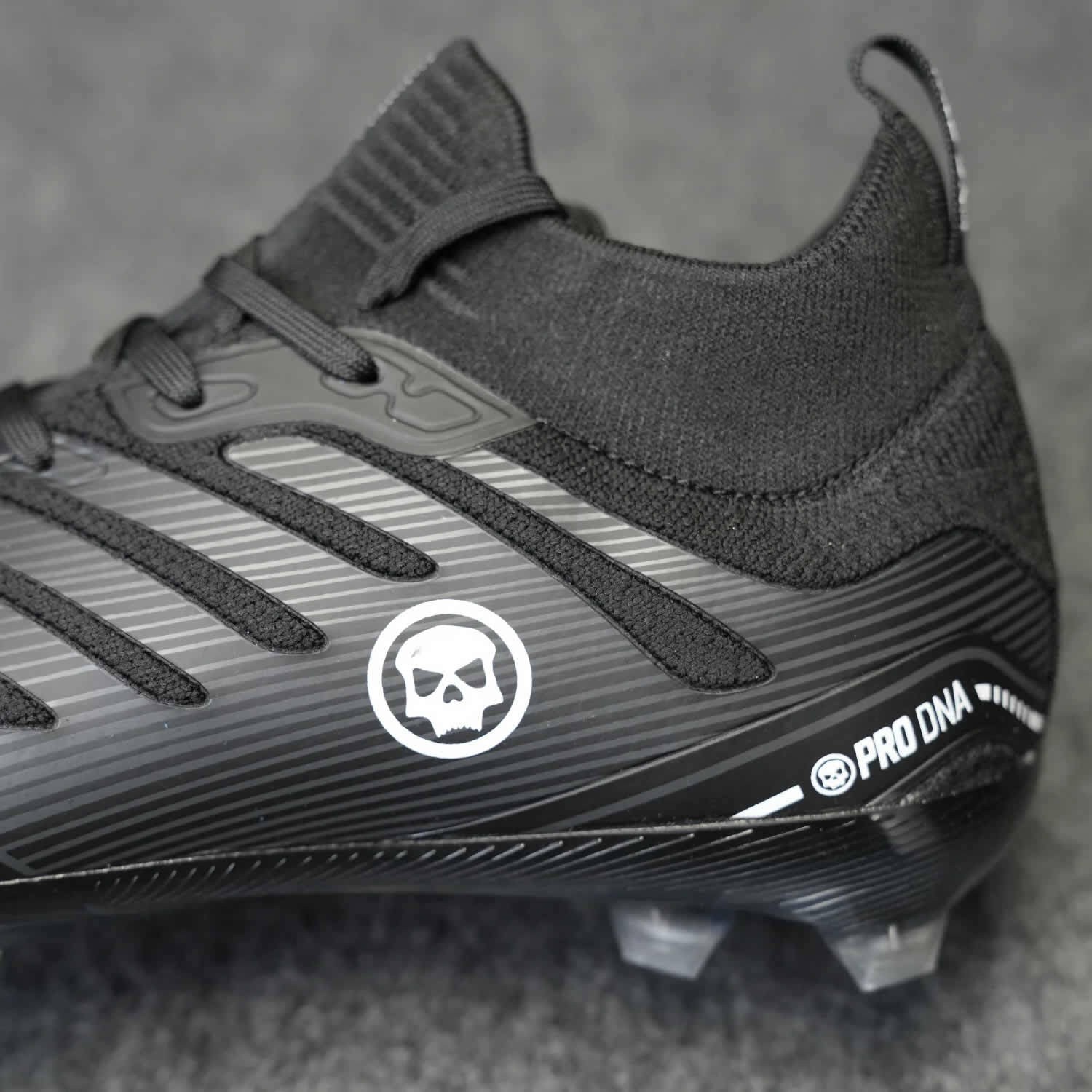 Infamous Pro DNA Voltrax Cleats - Black - Size 13