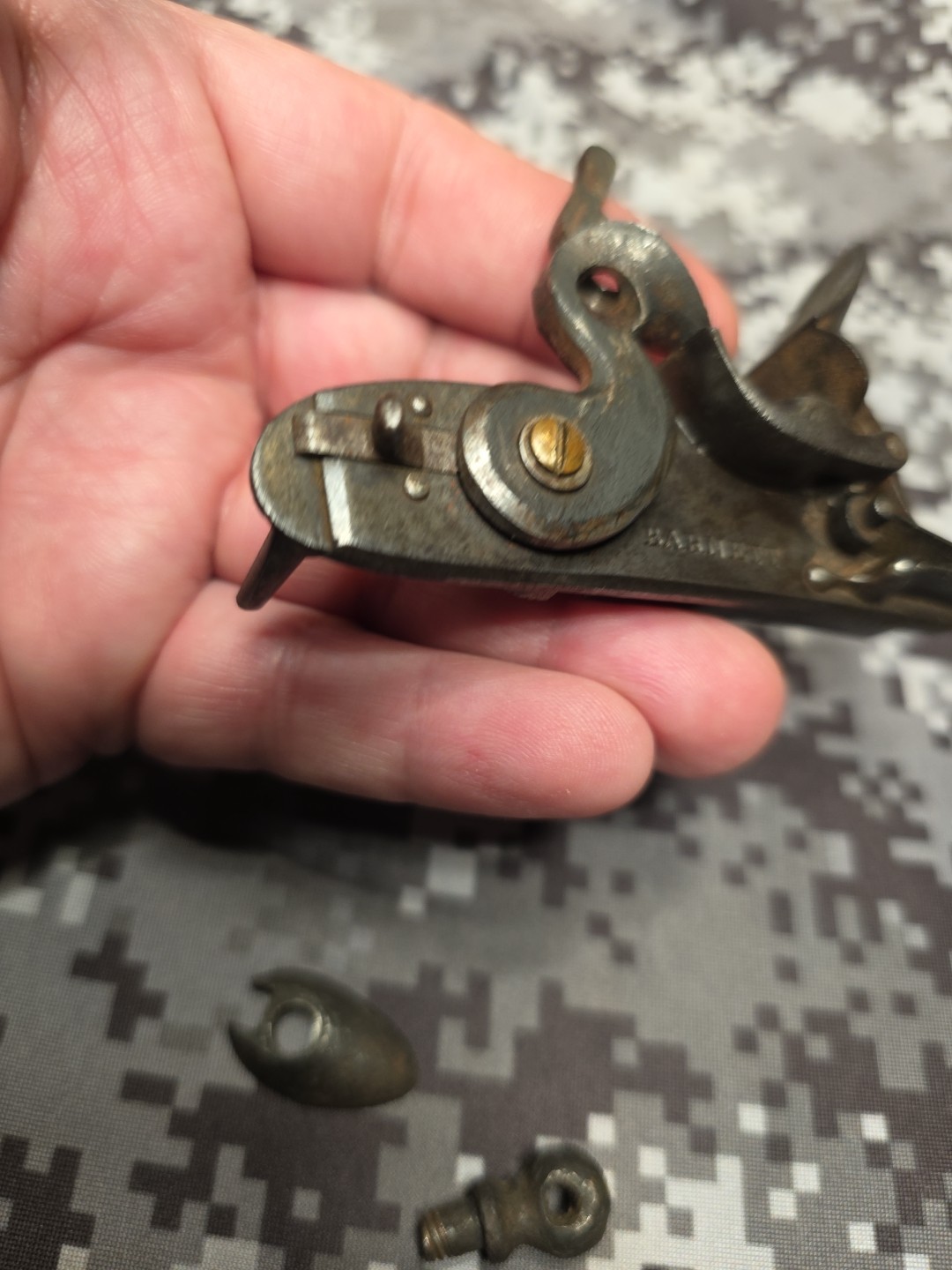 BARNETT BLACK POWDER MUZZLELOADER FLINTLOCK LOCK PISTOL HANDGUN LOCK