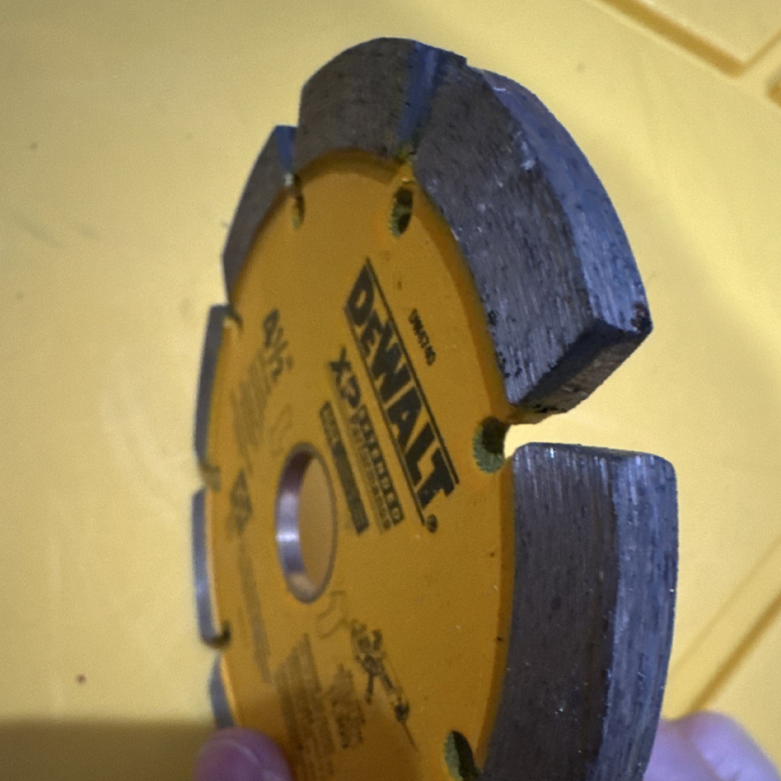 DEWALT XP Extended Performance Diamond Saw Blade 4.5 in for Mortar & Masonry
