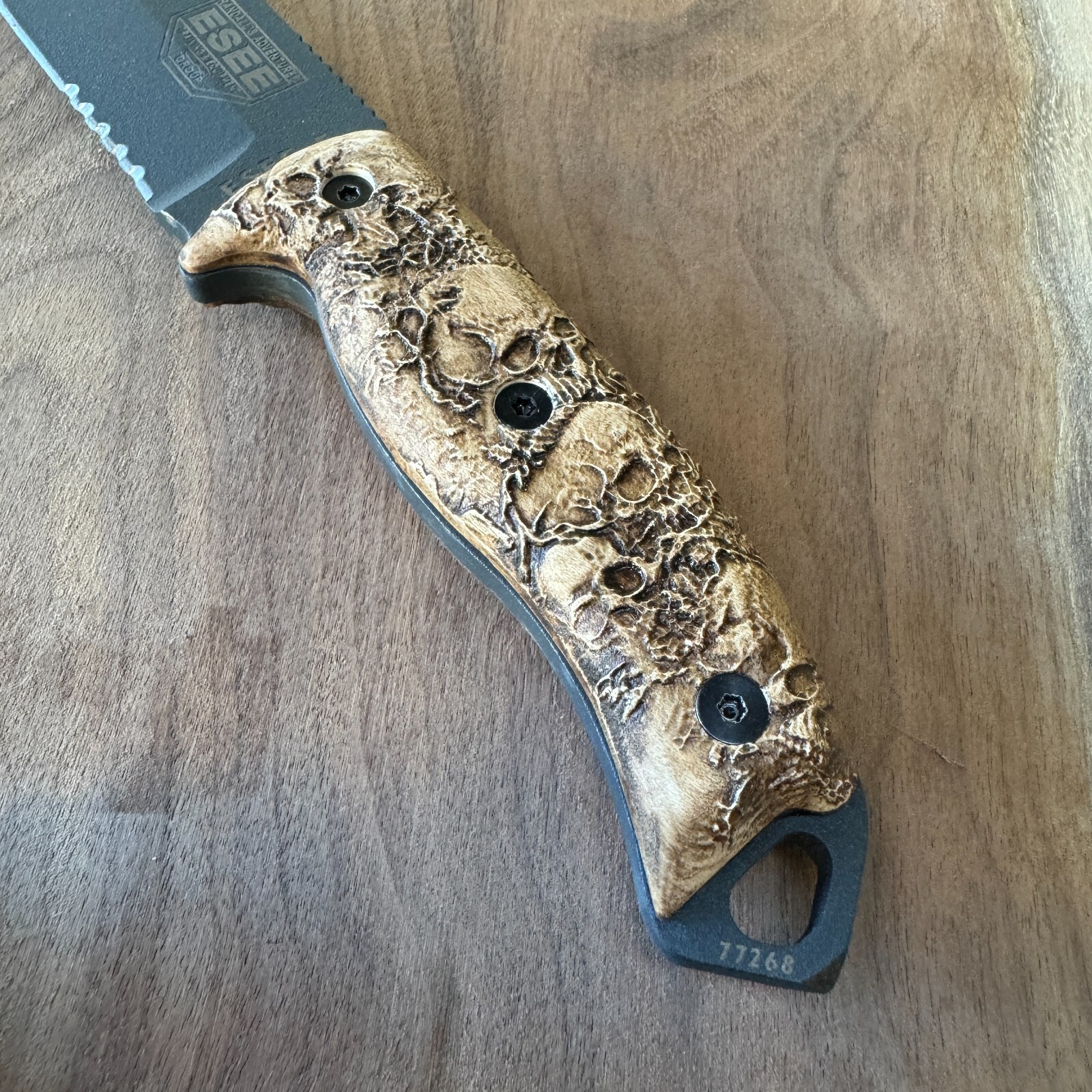 Graveguard handles scales compatible with ESEE-5/6 knife maple wood