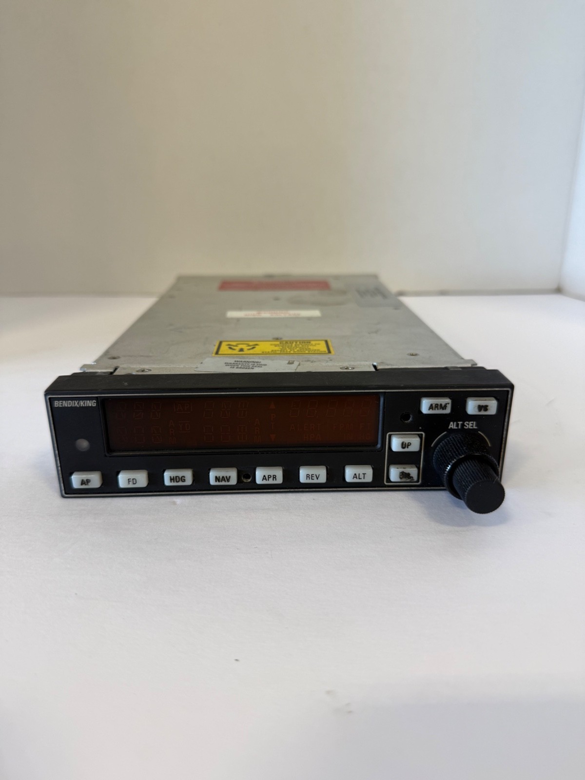 BENDIX/KING KC 225 FLIGHT CONTROL COMPUTER PN 065-00183-0301 WITH TRAY