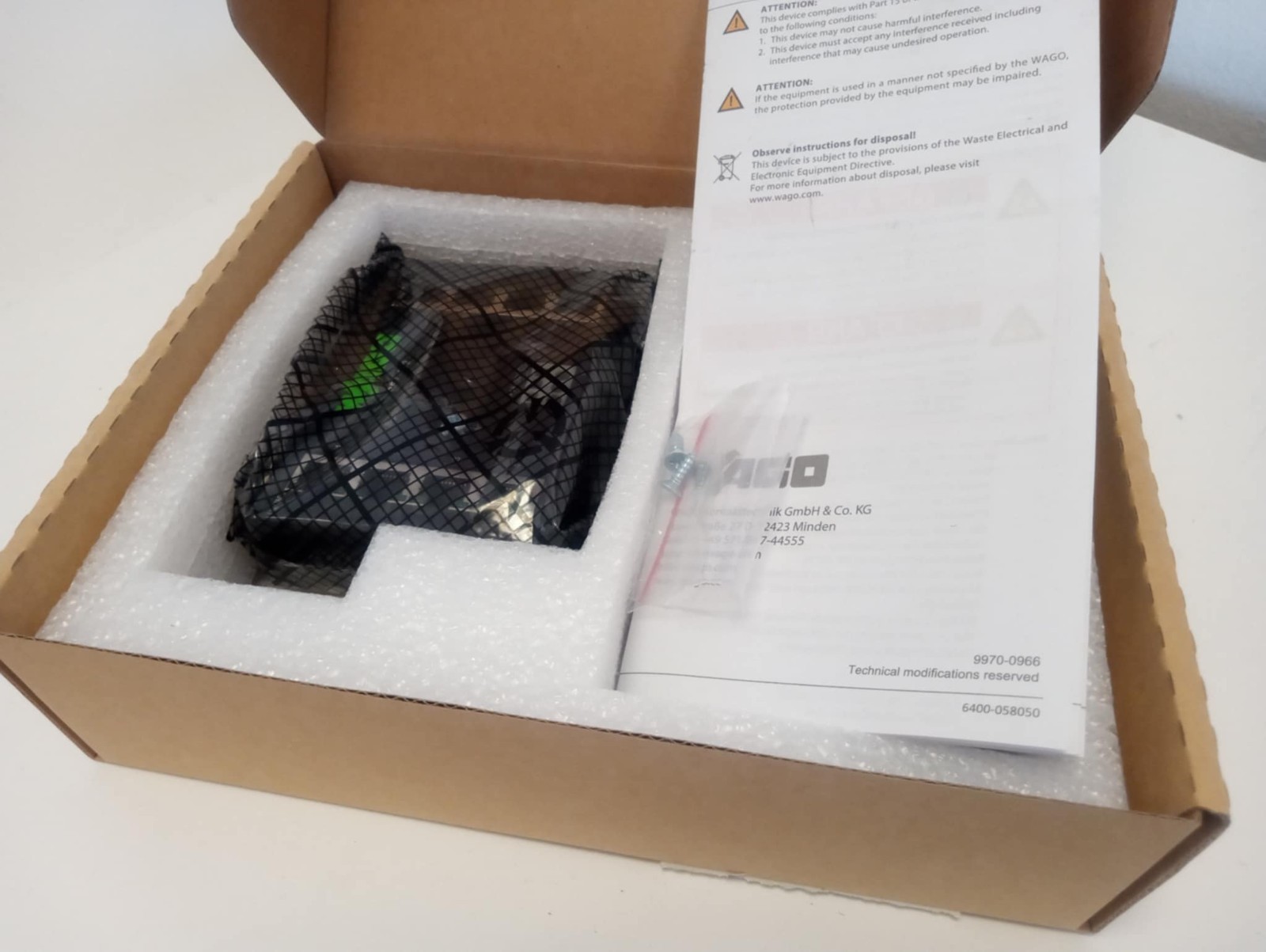 WAGO 852-112 Industrial unmanaged ECO switch; 8 - 10/100 Mb/s RJ45 ports