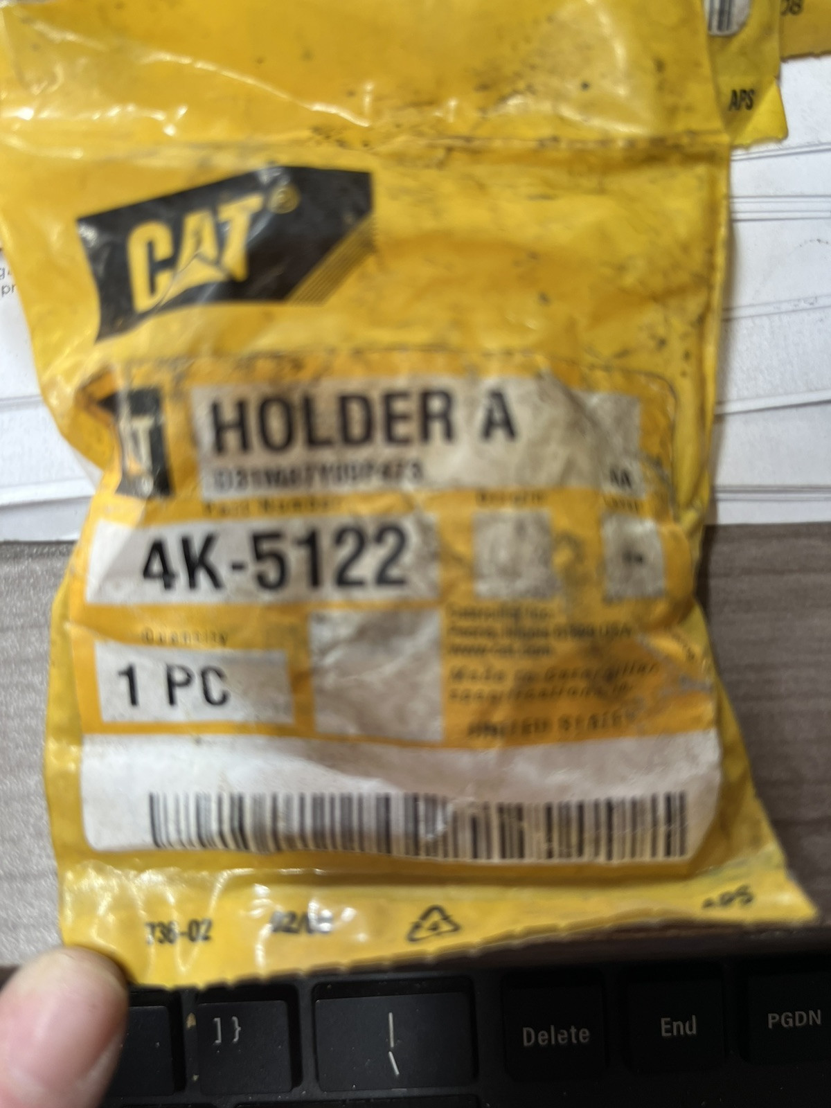 4K-5122 CAT A HOLDER