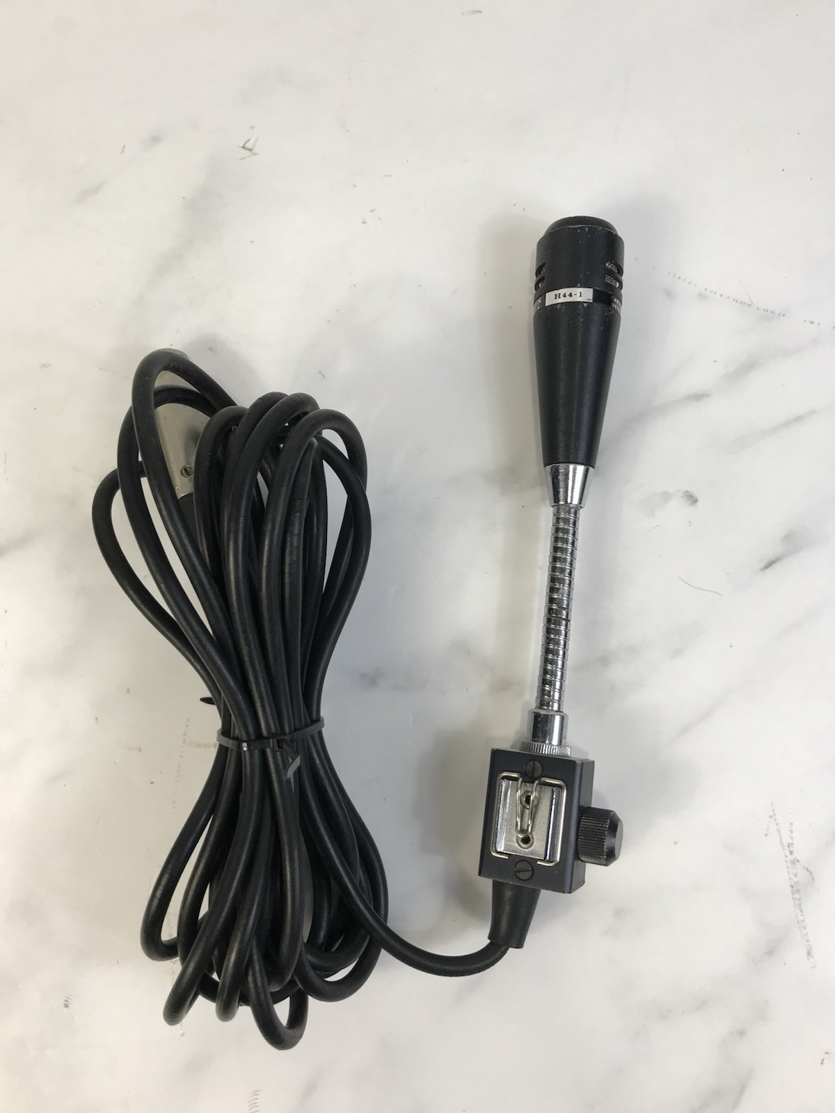 Holmin H44-1 Cardioid Dynamic Microphone - UNTESTED