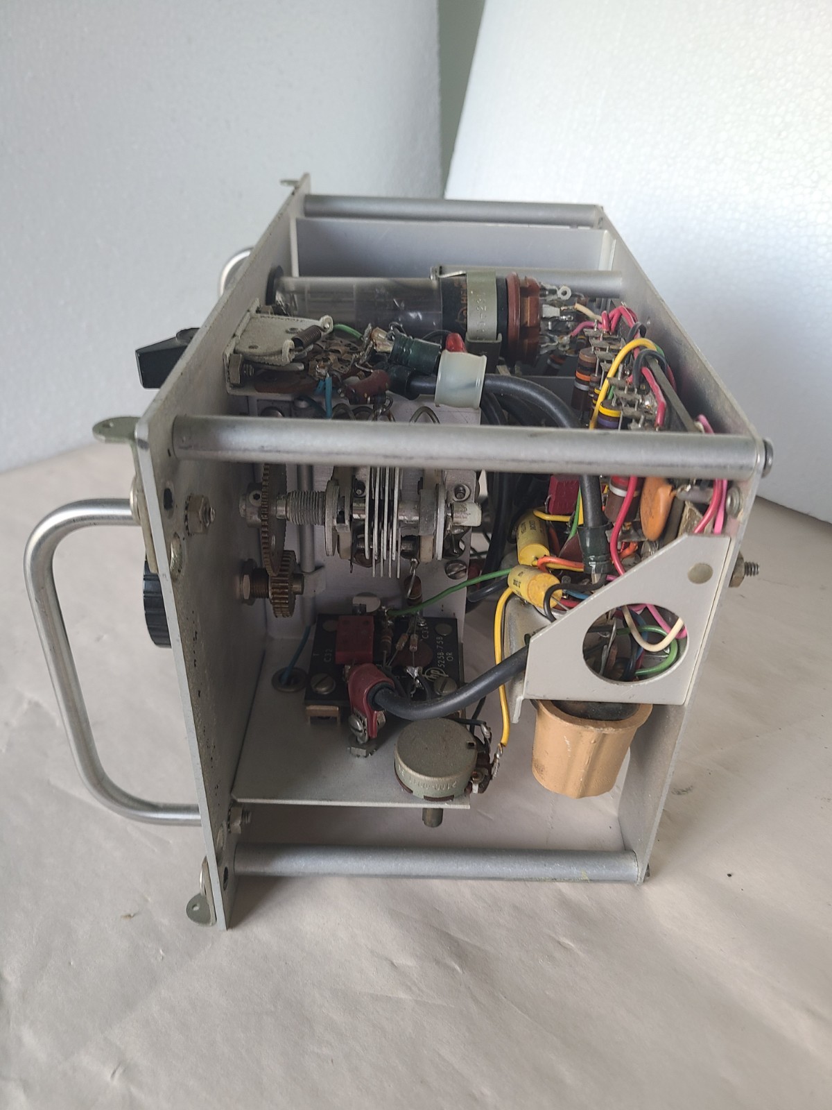 Hewlett-Packard 528B Frequency Converter Unit 100- 220mhz, AS IS UNTESTED