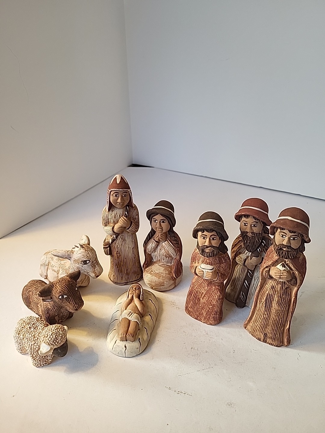 Vintage Peruvian Folk Art Terra Cotta Nativity Artiat Signed 9pc