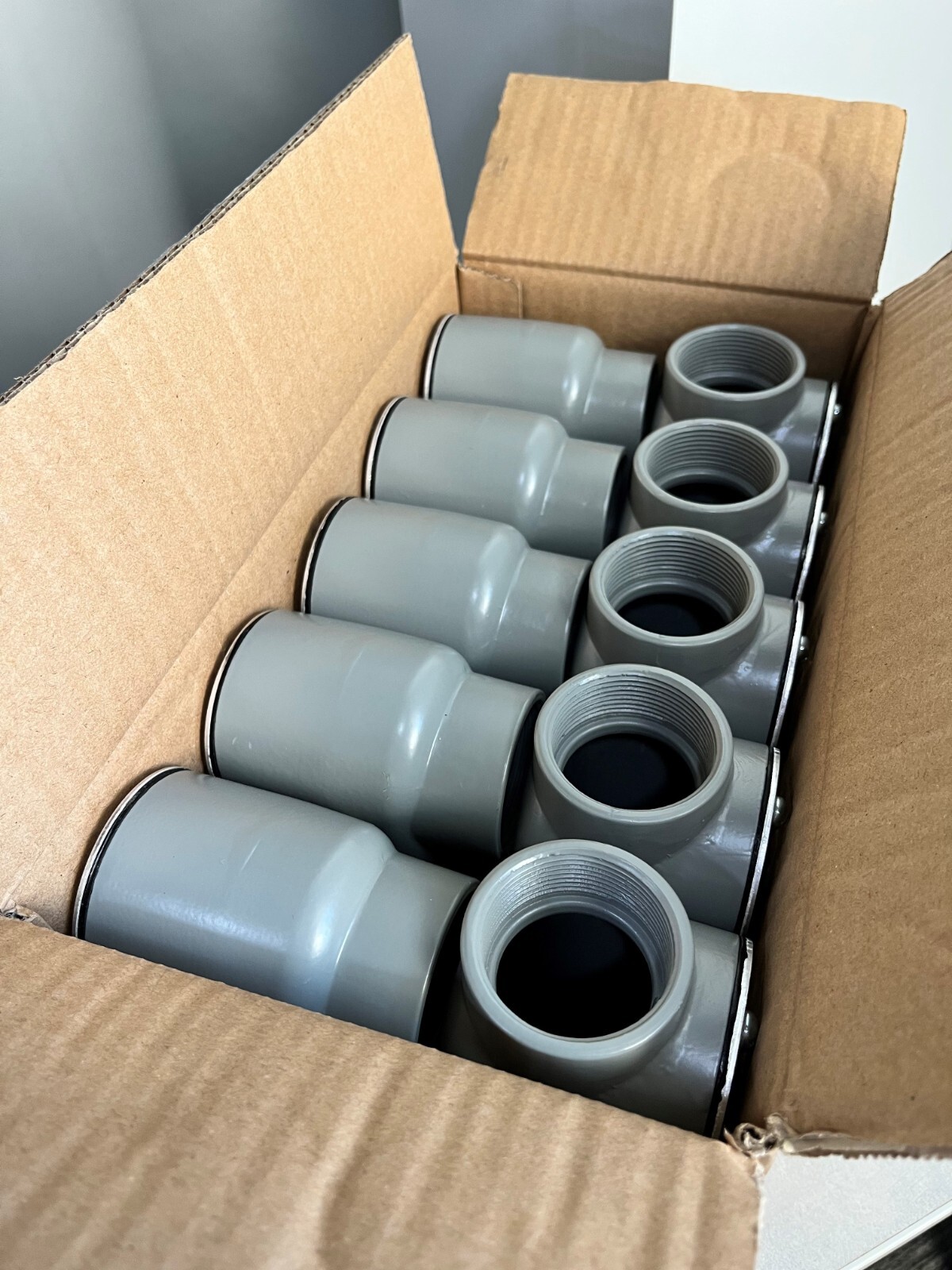 1-1/2" Electrical Conduit Body Type LB w cover & gasket Alum Threaded UL 10 pc