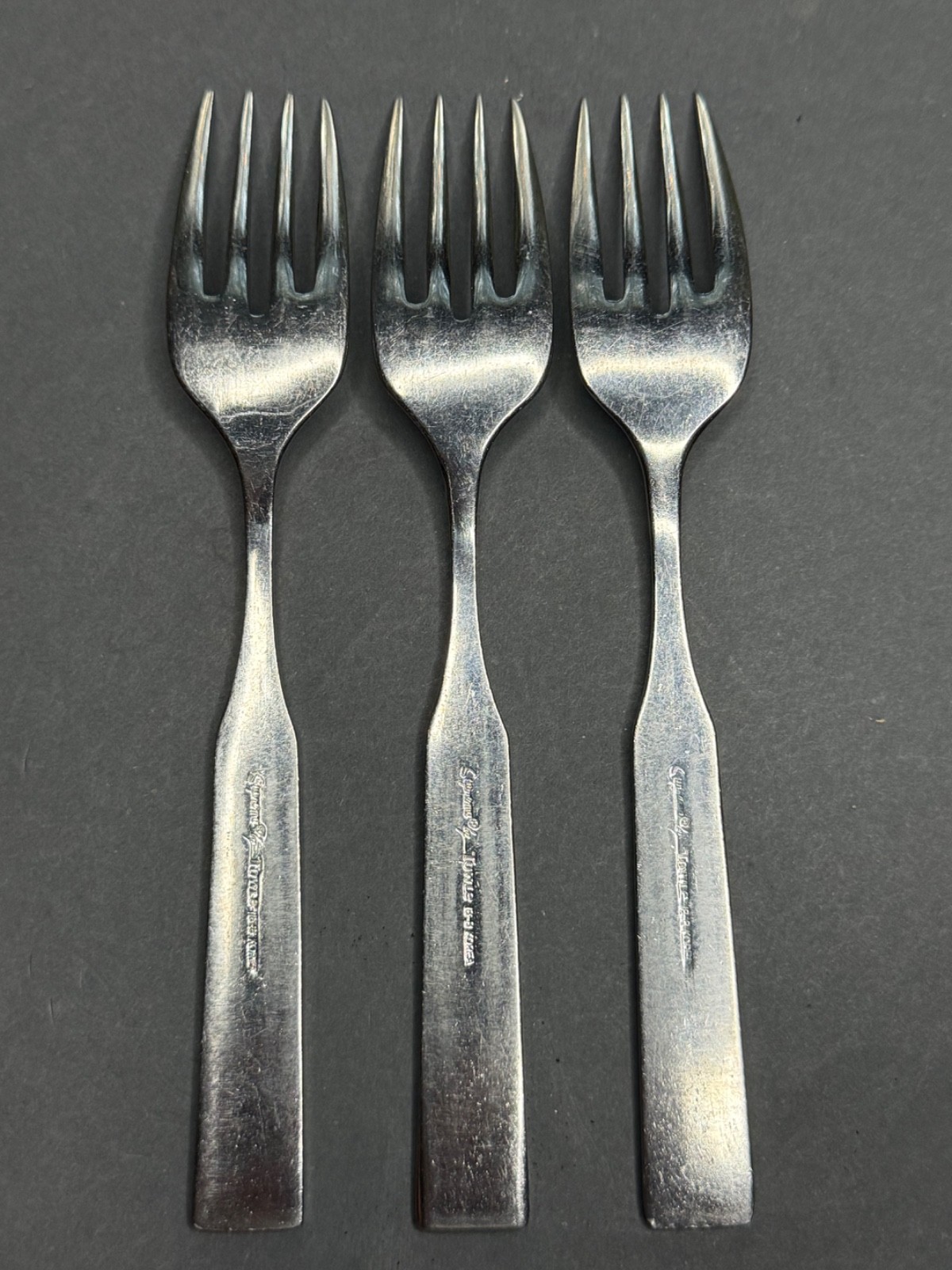 SUPREME by TOWLE SOUTHWEST Salad Forks Korea (Set of 3) Geometric PreOwned VGX