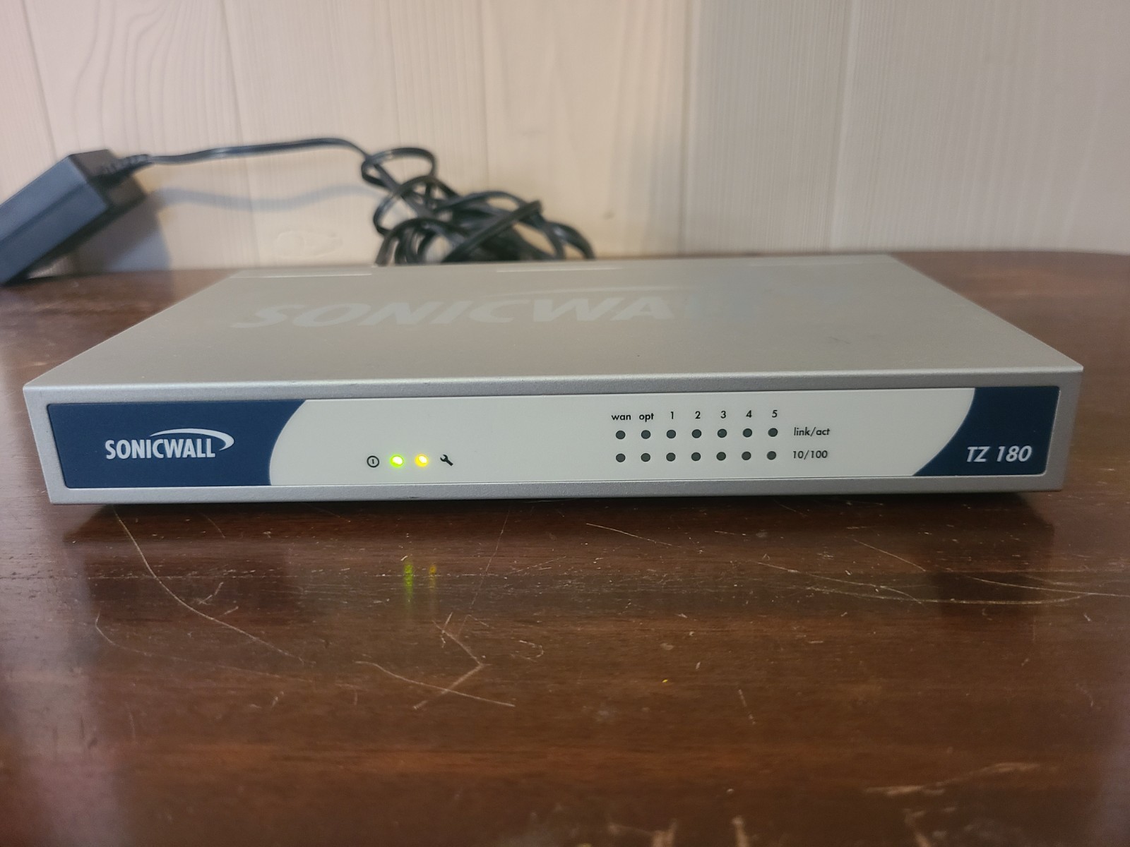 SonicWall TZ 180 Wireless Firewall Router APL17-049 w/ Power Cord
