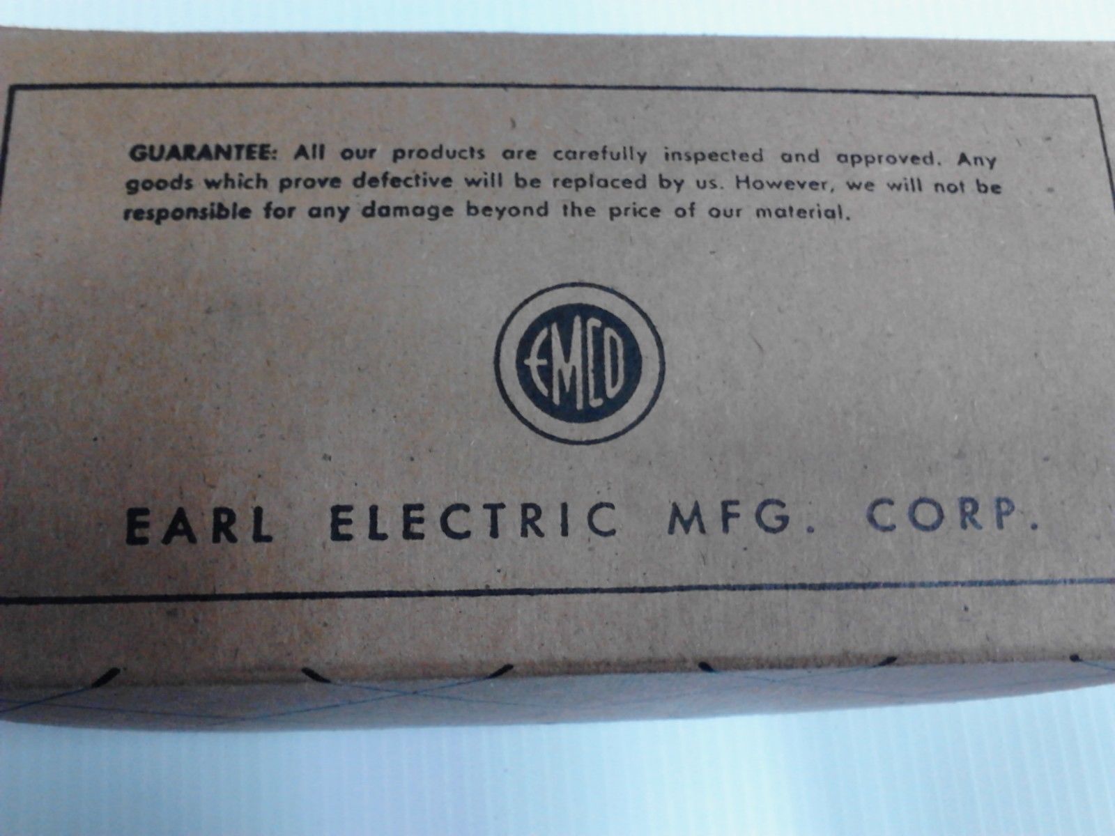 (25) 3/4" STRAIGHT CONNECTORS CAT#581 FOR ARMOUR & SERVICE CABLE- Made in USA.