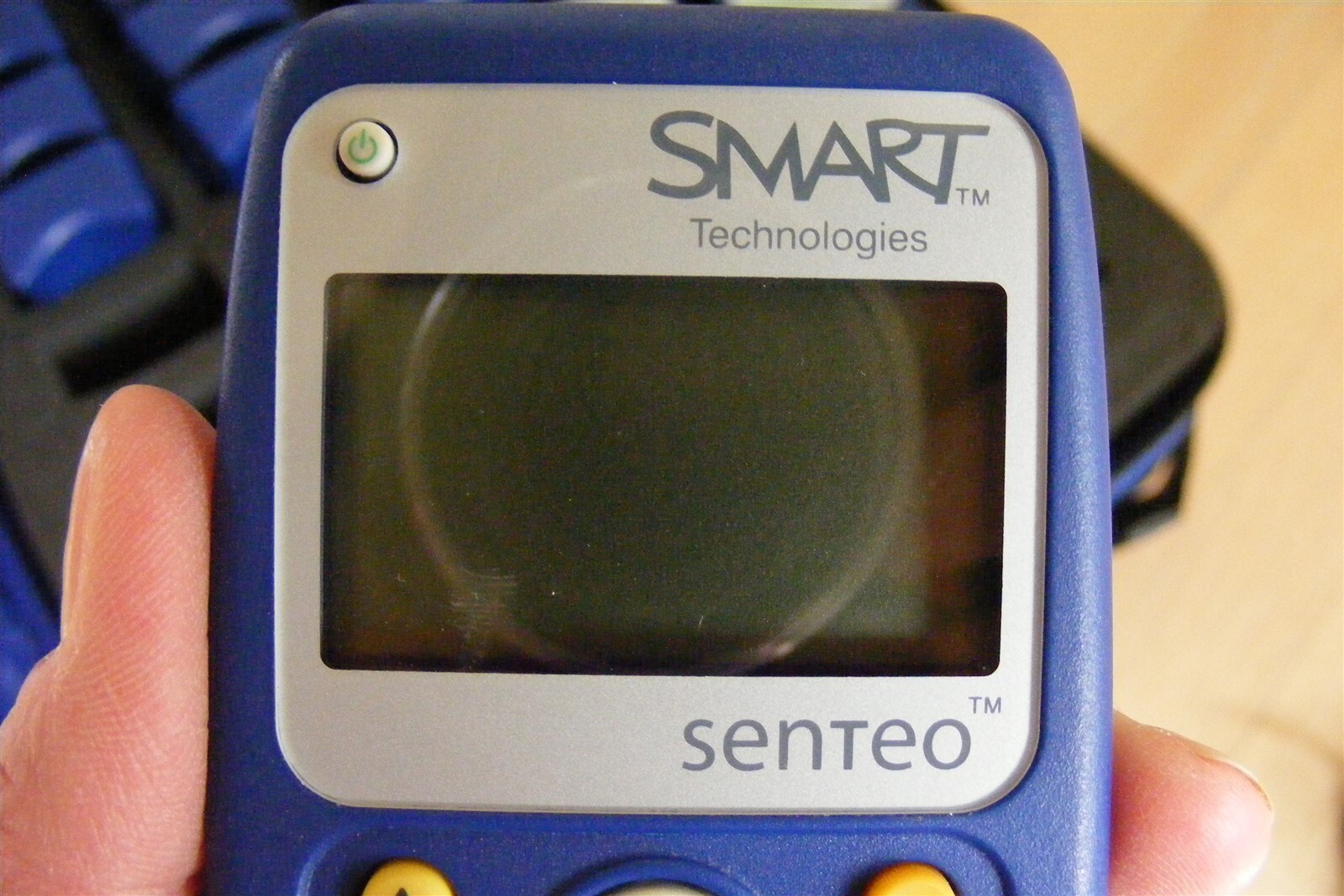 Smart Tech Senteo Interactive Response System- Receiver and 32 Student Clickers