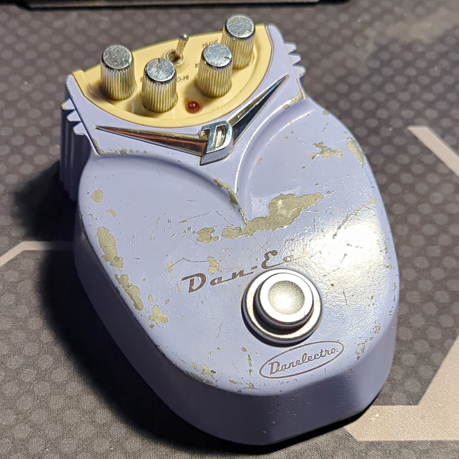 Danelectro Dan-Echo D-1 Digital Delay Effects Pedal for Electric/Bass Guitar