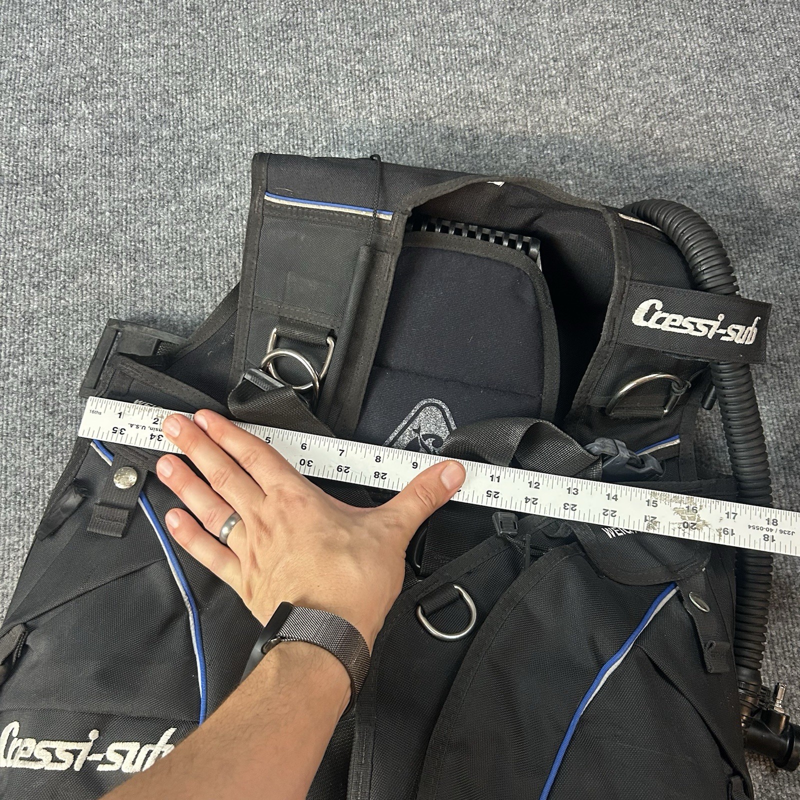 Cressi-Sub S-104 BCD Size Small *Read*
