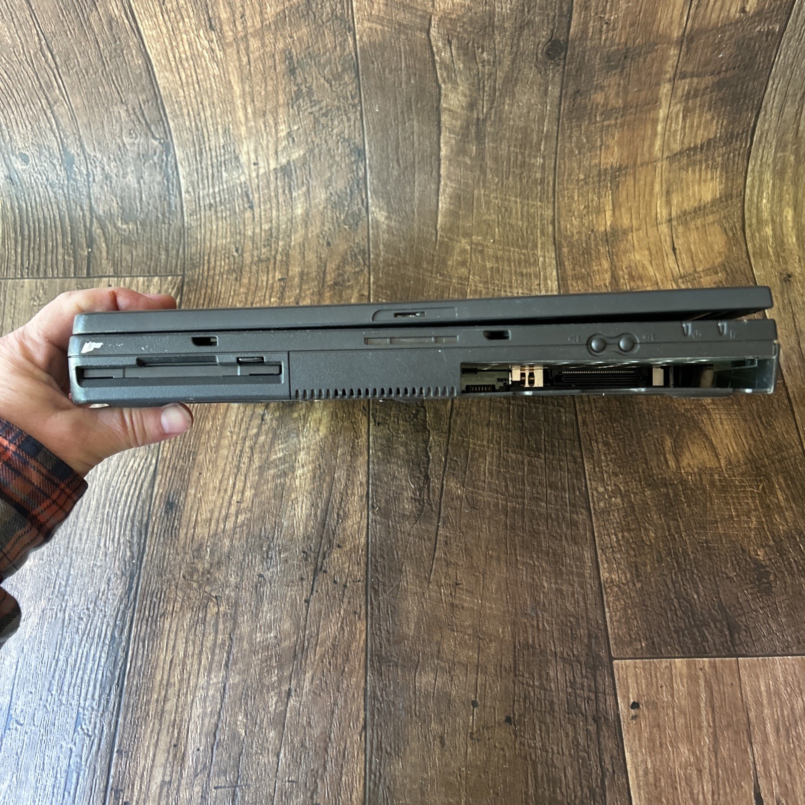 Compaq Armada E500 Vintage Laptop For Parts Untested