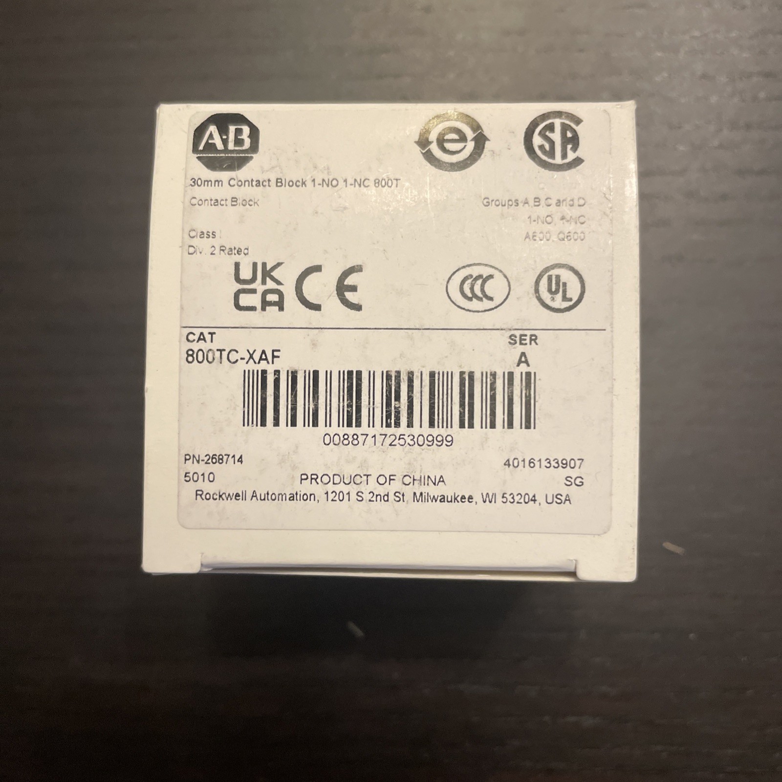 Allen-Bradley 800TC-XAF Contact Block 207803  1 NO, 1 NC contact Class 1 Div2