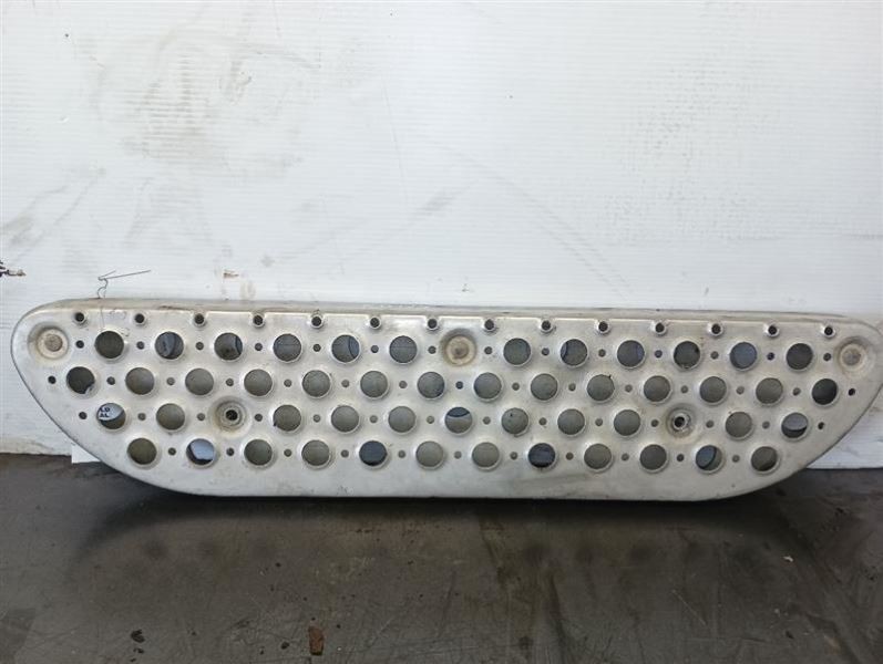 A32-1010 Kenworth Aluminum Step  (11017092