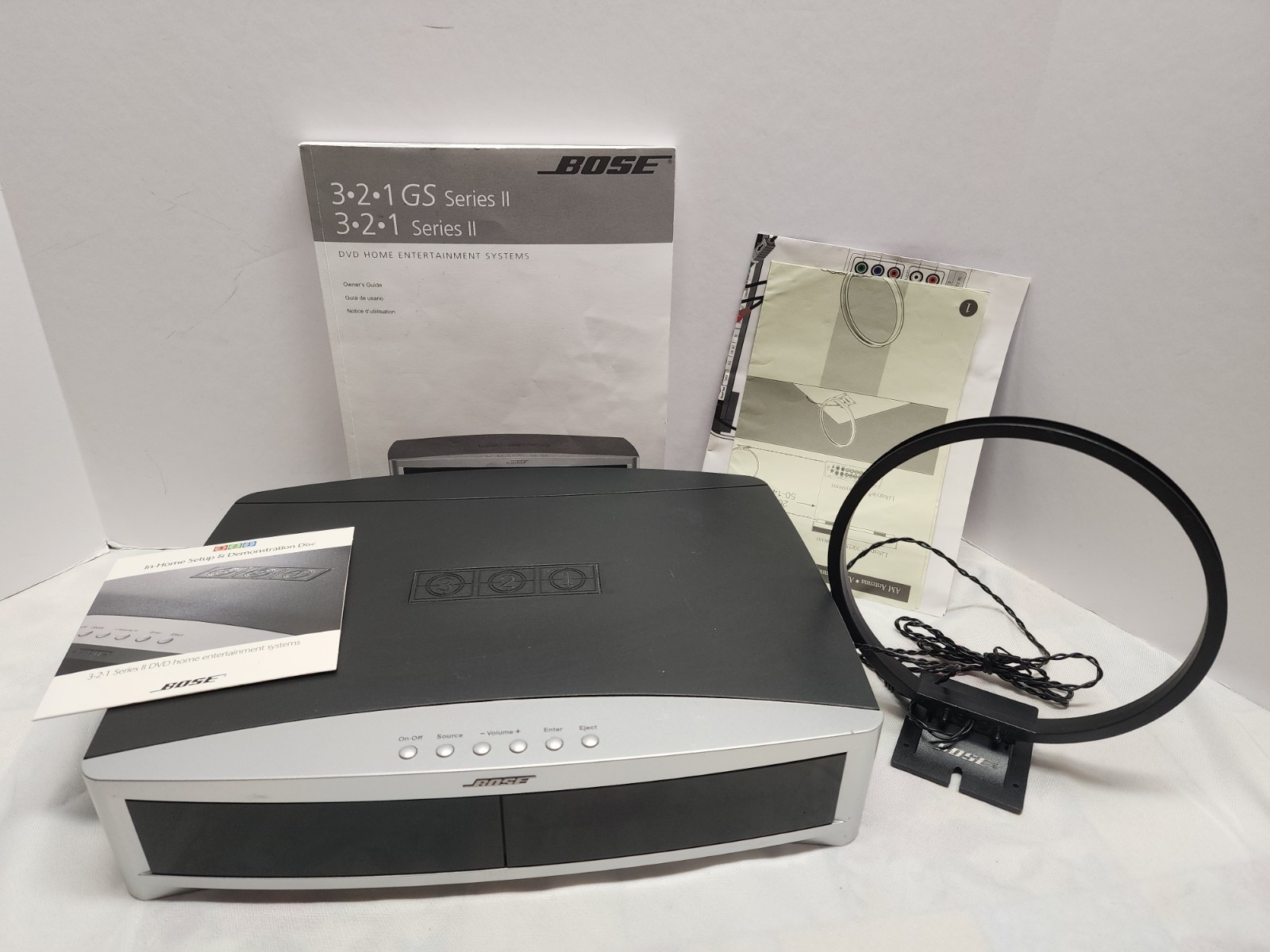 BOSE AV 3-2-1 SERIES II MEDIA CENTER ONLY**UNIT ONLY NO CORDS**