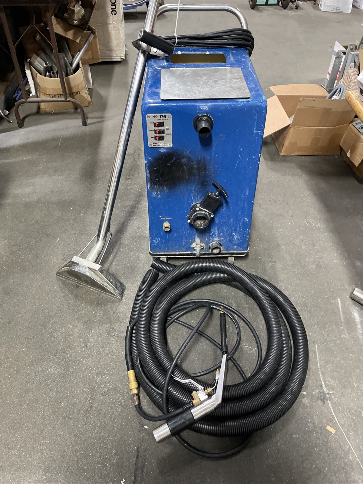 TMI B107 THE BLITZ SERIES CARPET EXTRACTOR Pump Out Machine with accessories