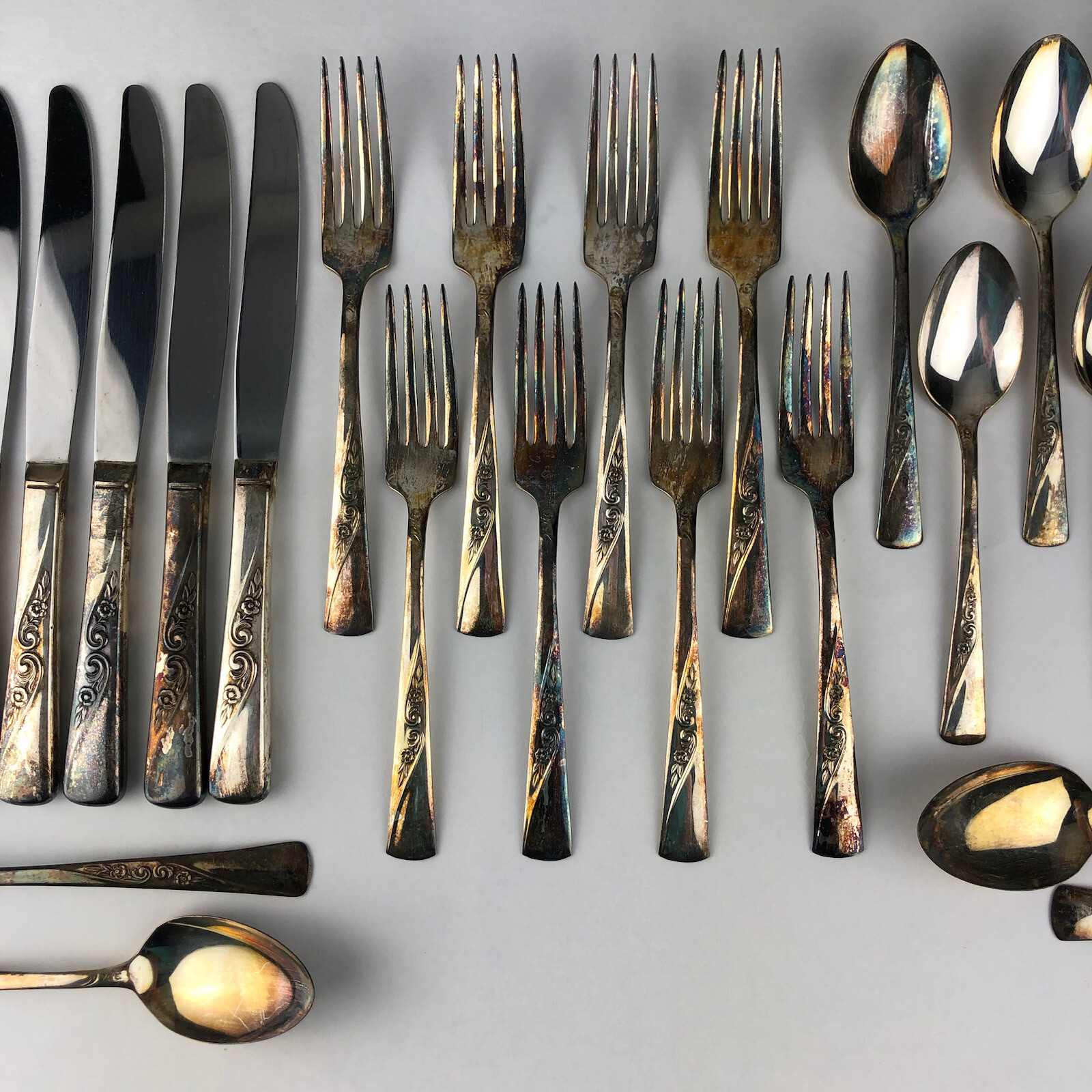International Silver Revelation II Silverplate Flatware 34 Pcs Forks Vintage