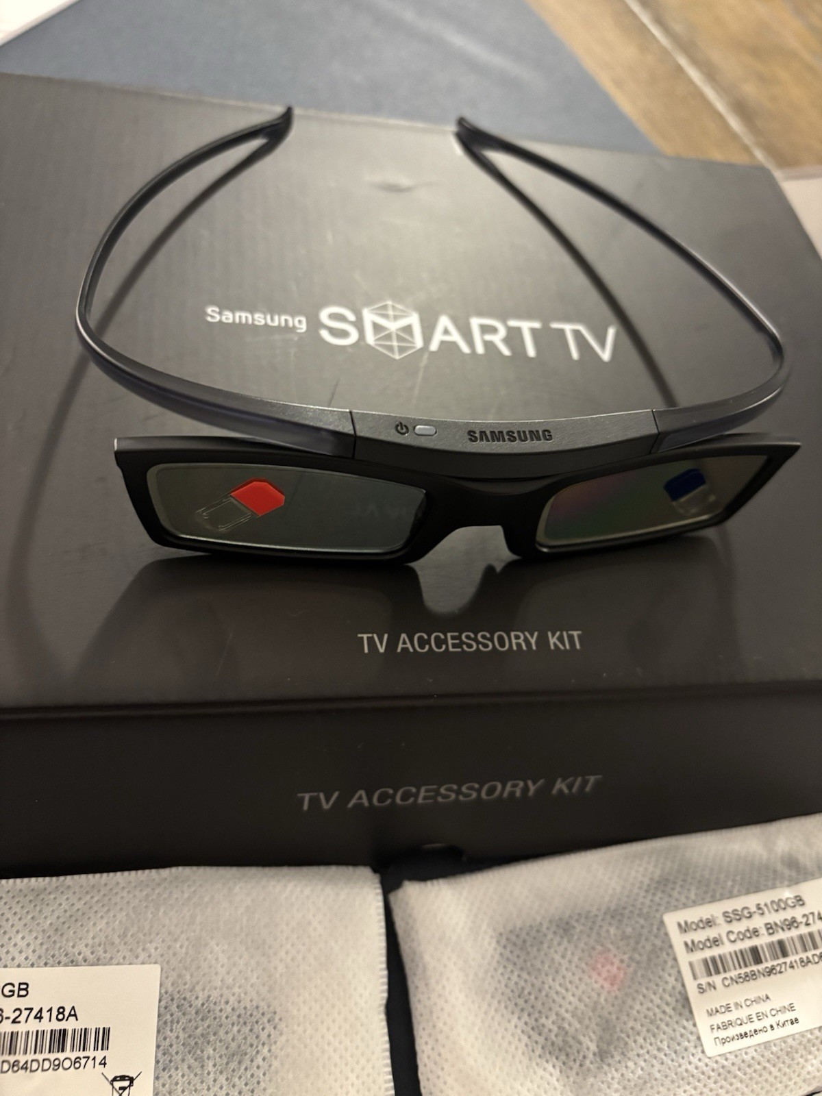 Samsung SSG-5100GB 3D TV Glasses For 6 Glasses