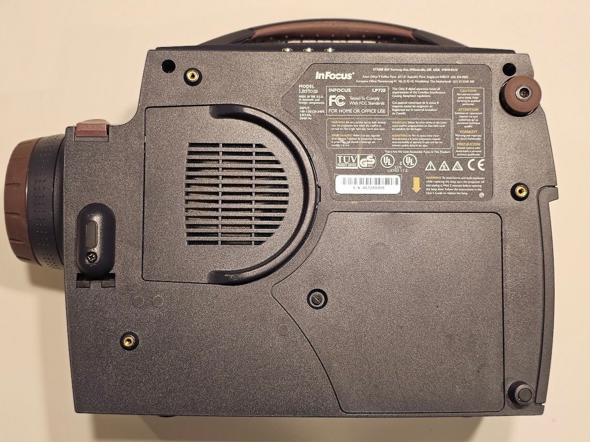 InFocus LitePro 720 Projector - Works Great!