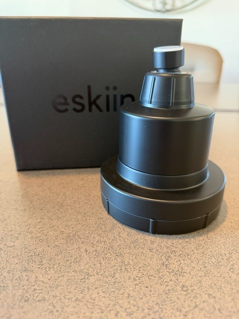 Eskiin Filtered BLACK FINISH Wall Mount Showerhead NEW in Package
