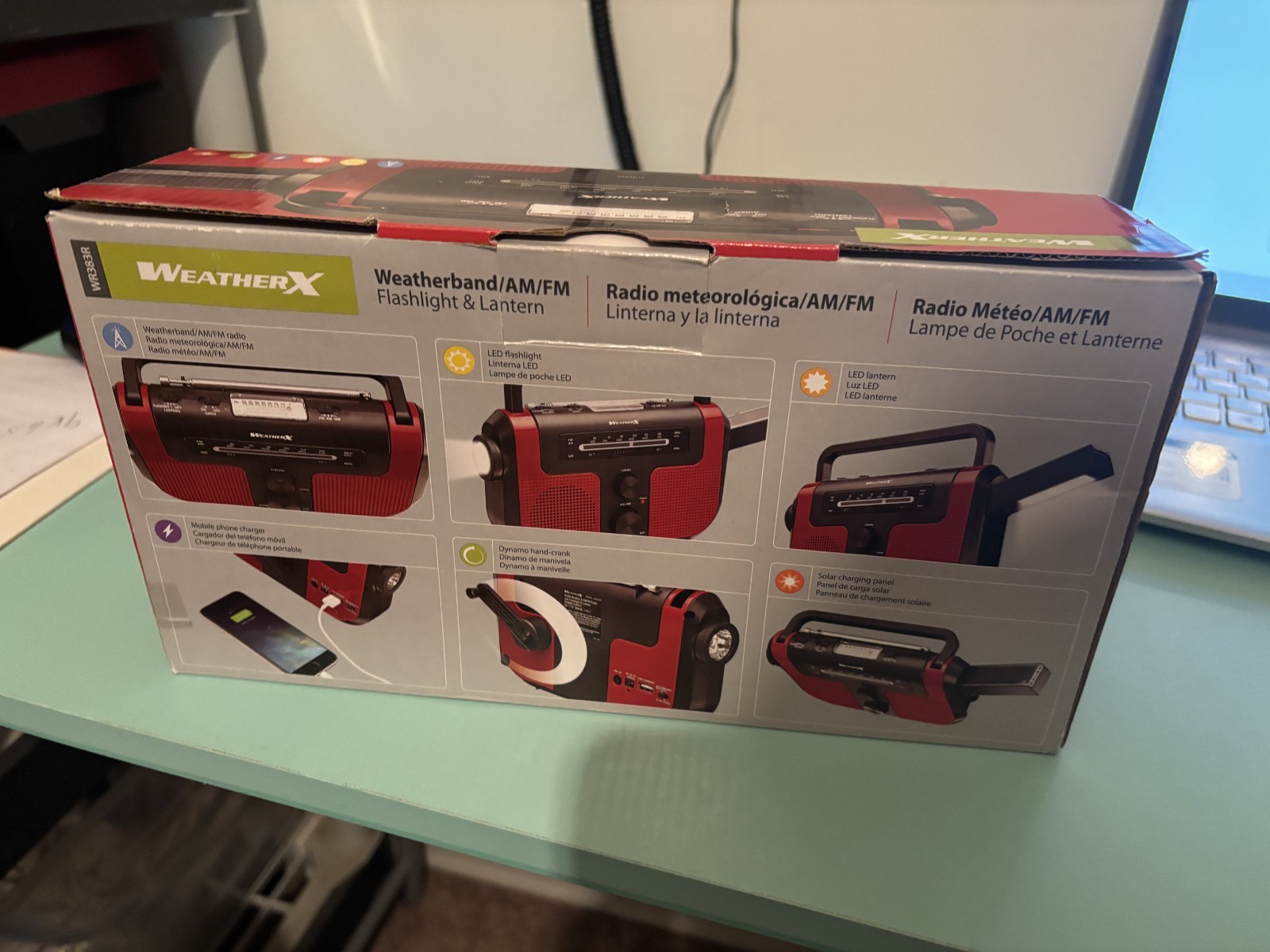 Weatherband/AM/FM Flashlight & Lantern Phone Charger
