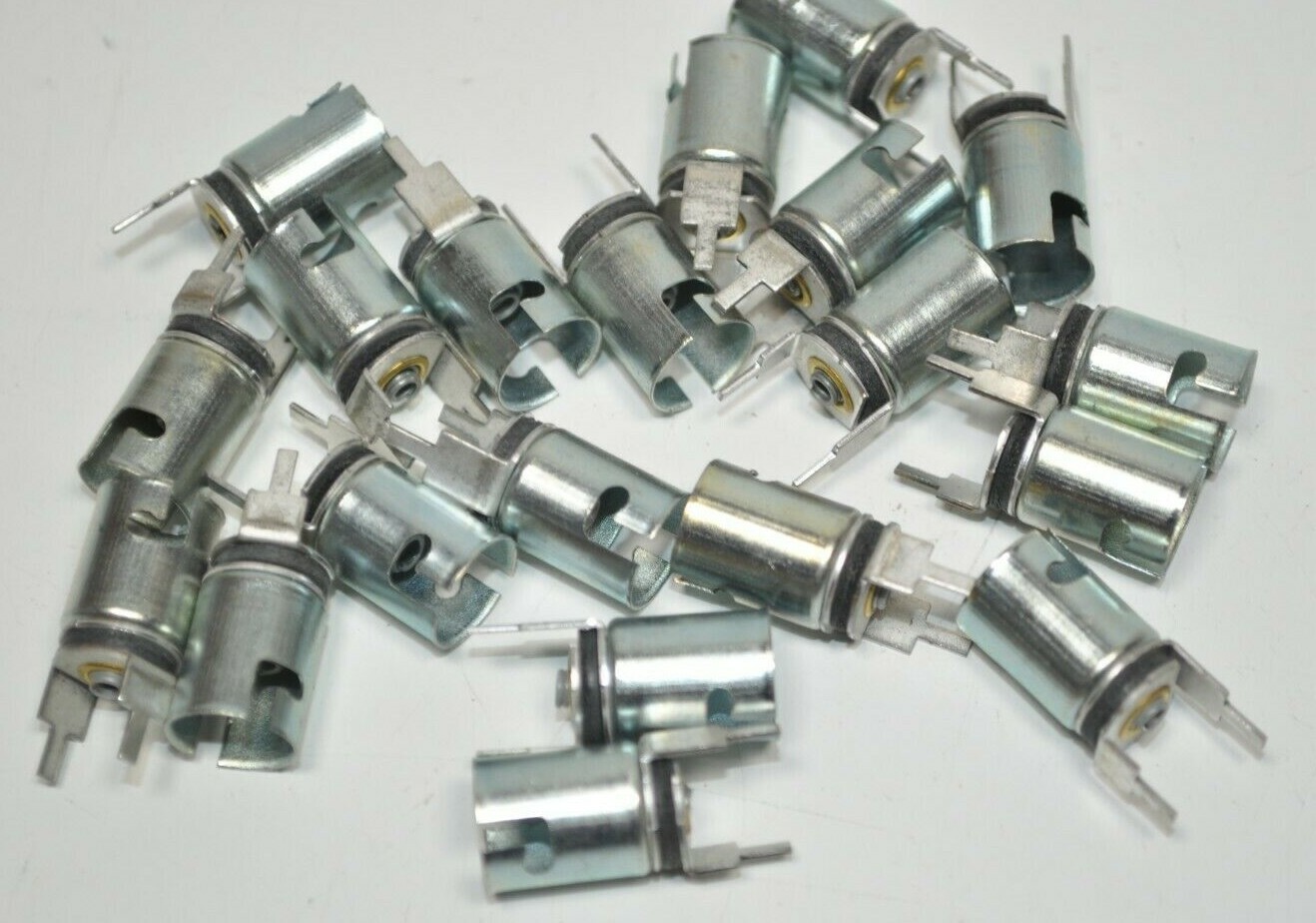 100 NEW Premier Technology Gottlieb PCB #44 Pinball Lamp Bulb Socket XO962 X0962