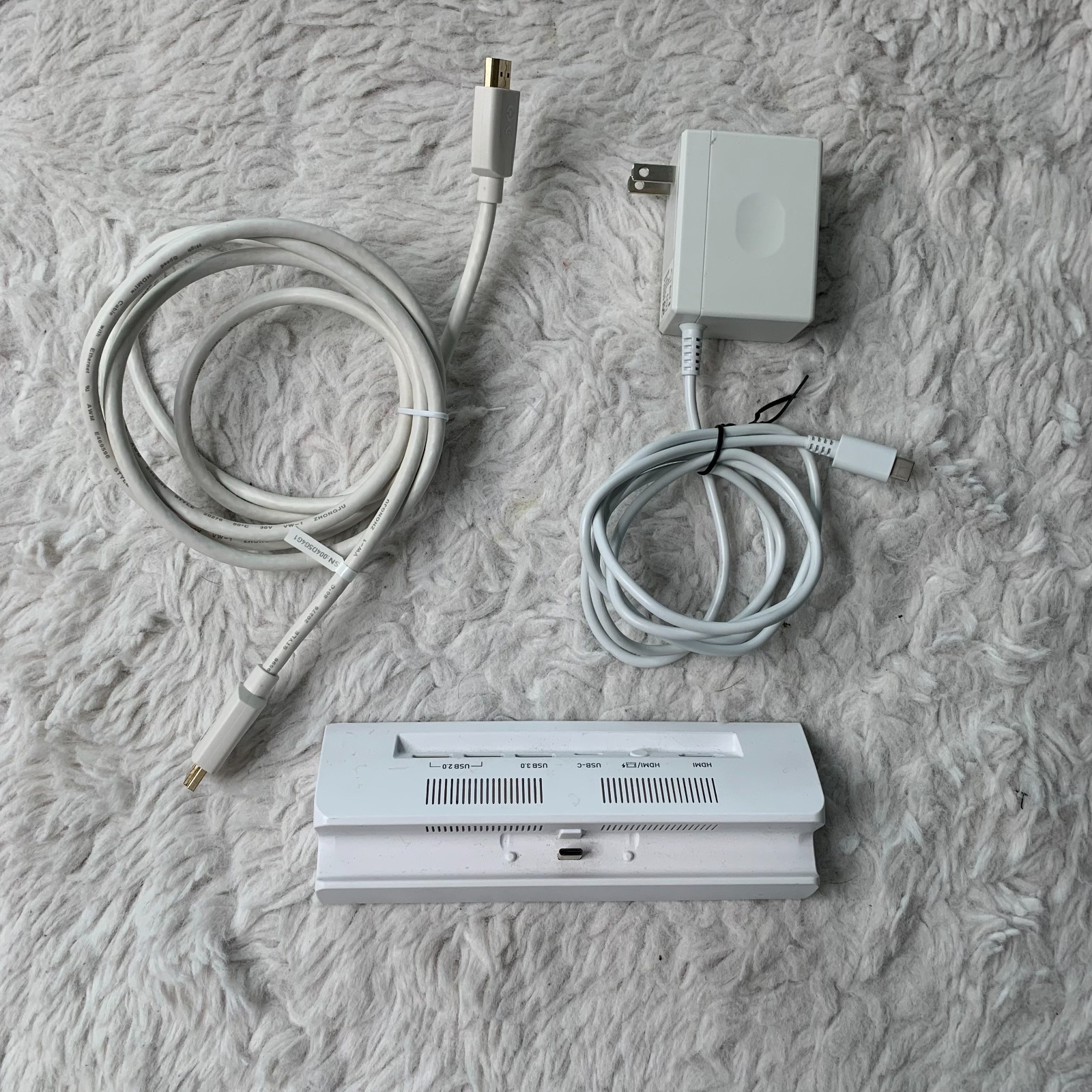 nintendo switch tv docking station /Switch Dock 3rd party. USED-WORKS