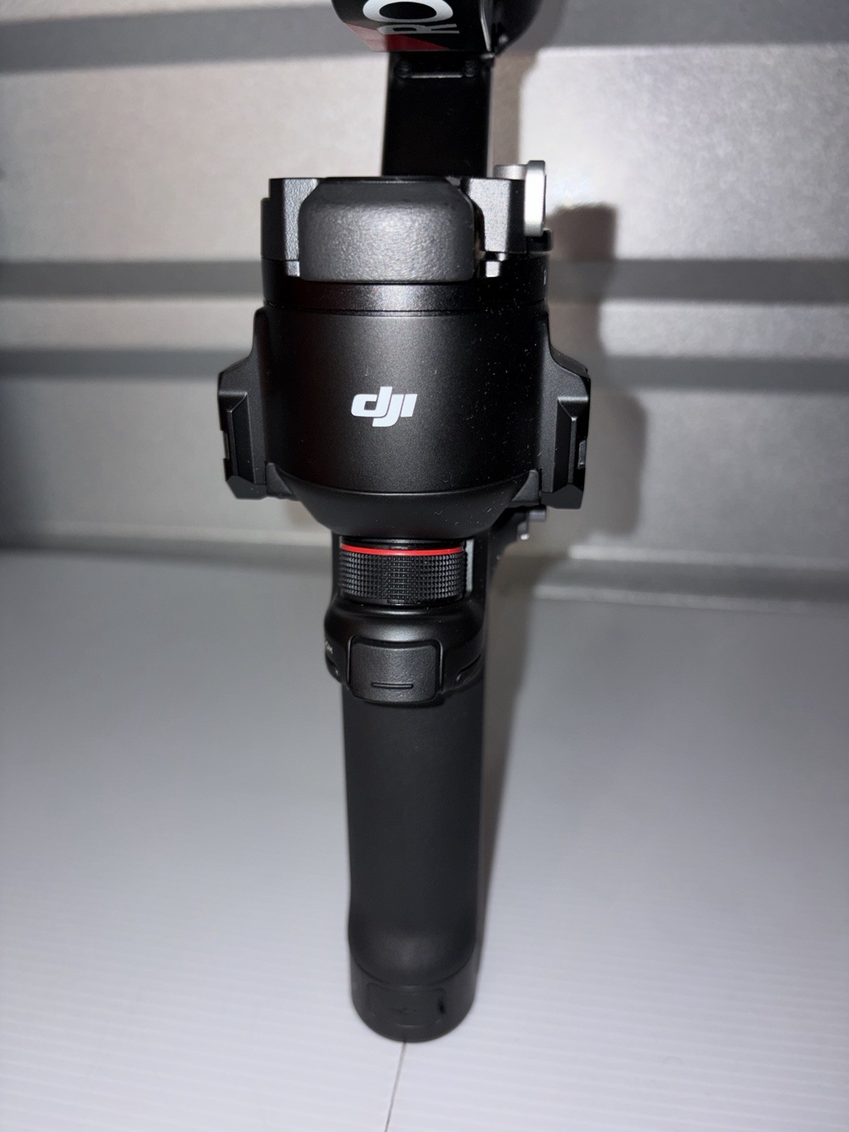 DJI RS 4 3-Axis Gimbal Stabilizer for Cameras