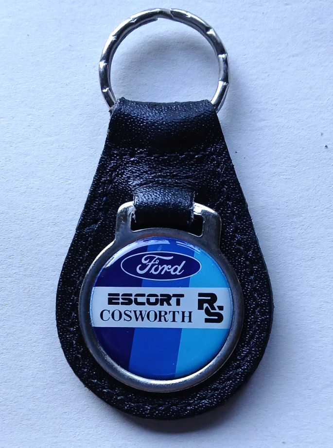FORD ESCORT RS COSWORTH METAL FOBBED LEATHER BACKED TRADITIONAL ENGLISH KEYRING
