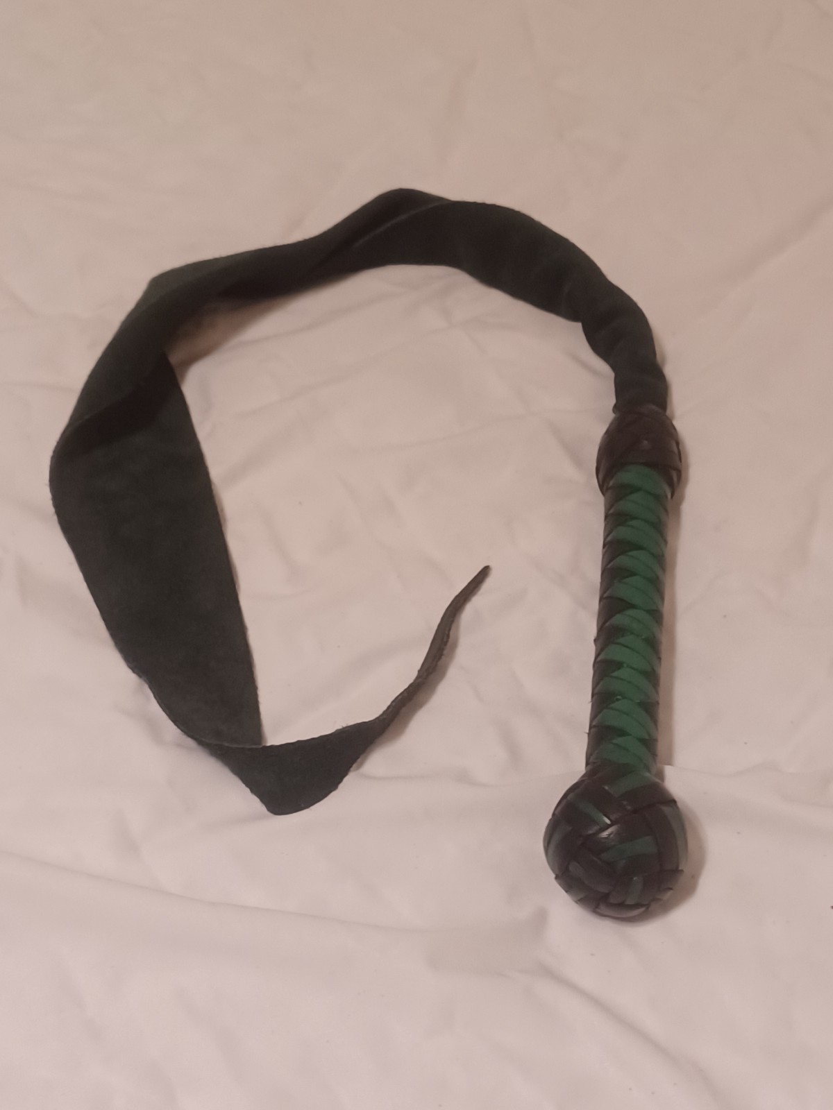 Green Suede Leather Dragon Tail Flogger Whip BDSM
