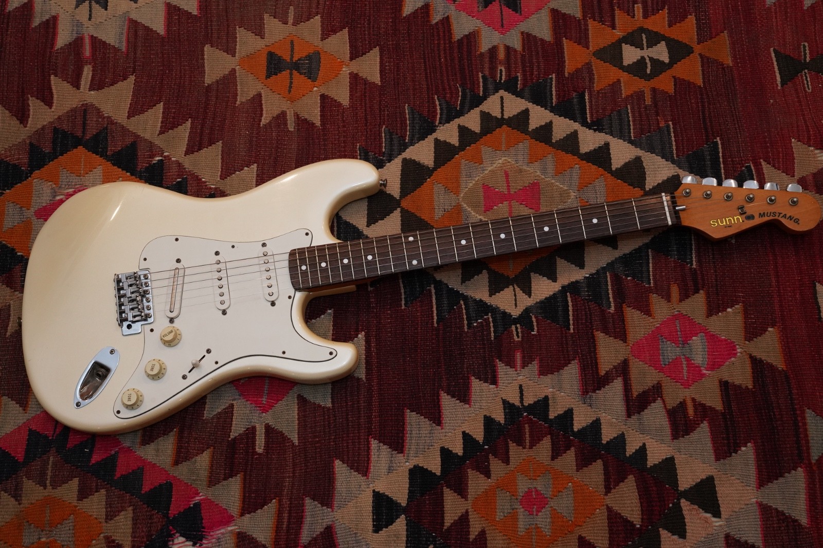 Sunn O))) Fender Mustang Stratocaster 1980s FMIC