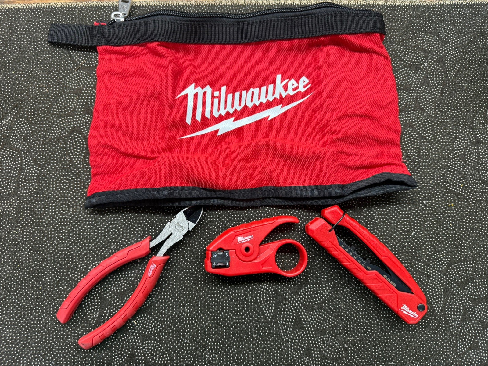 Milwaukee Tool 48-22-8103 Coax Install Kit