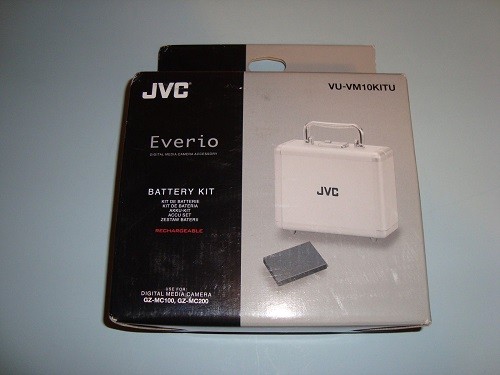 JVC 65766 Everio Battery Kit VU-VM10KITU
