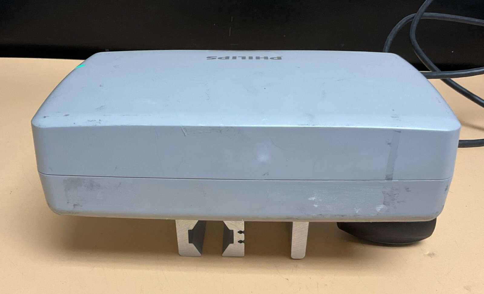 Philips IntelliVue M8023A Charger with Bracket M8040-60100 | No Power Supply
