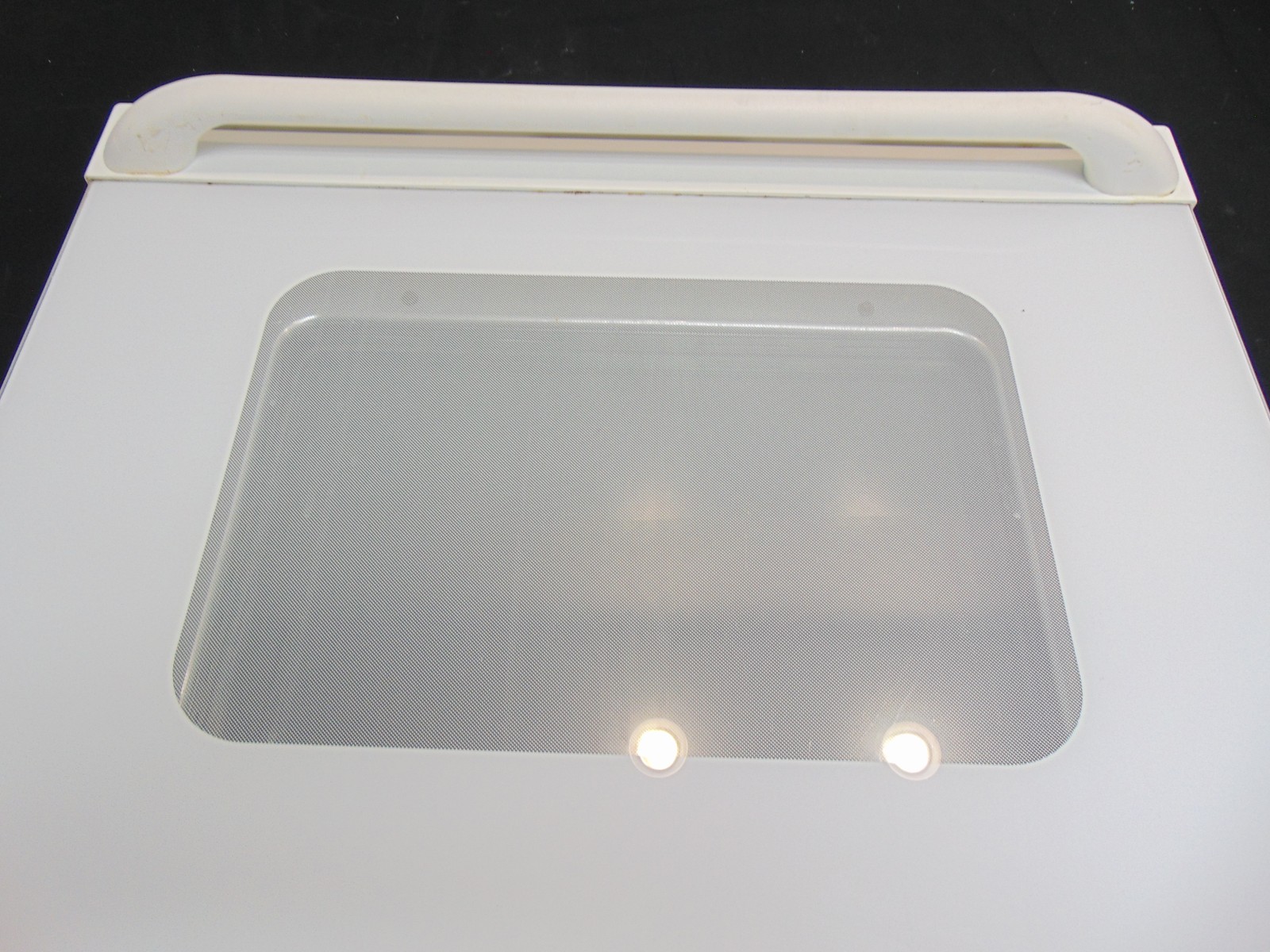 GE Electic Range JBP66W0H2WW Door Assembly