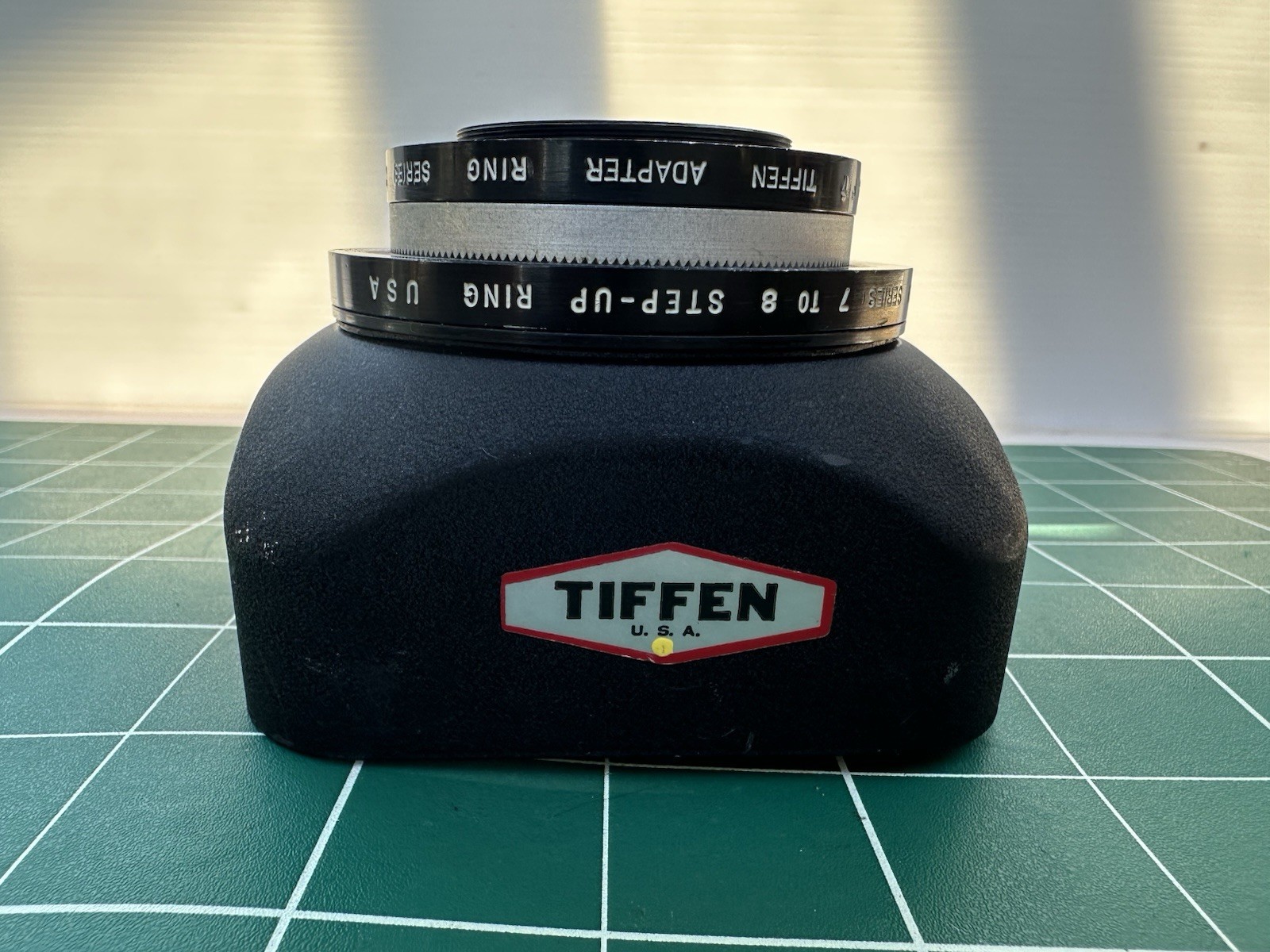 Tiffen  Step Up Ring Adapter series 7 To 8 - Bin 7