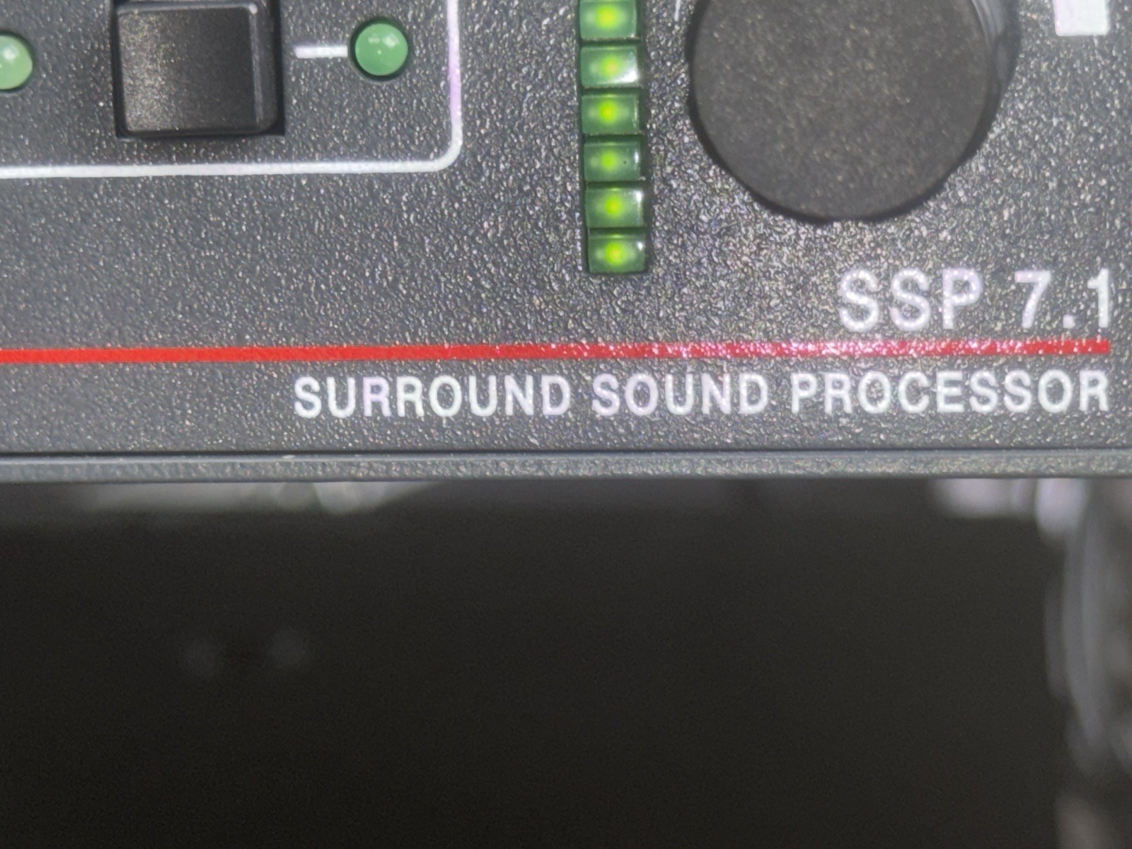 QSC RMX 2450 Power Amplifier + Extron SSP 7.1 Processor w/ SKB Rack Case
