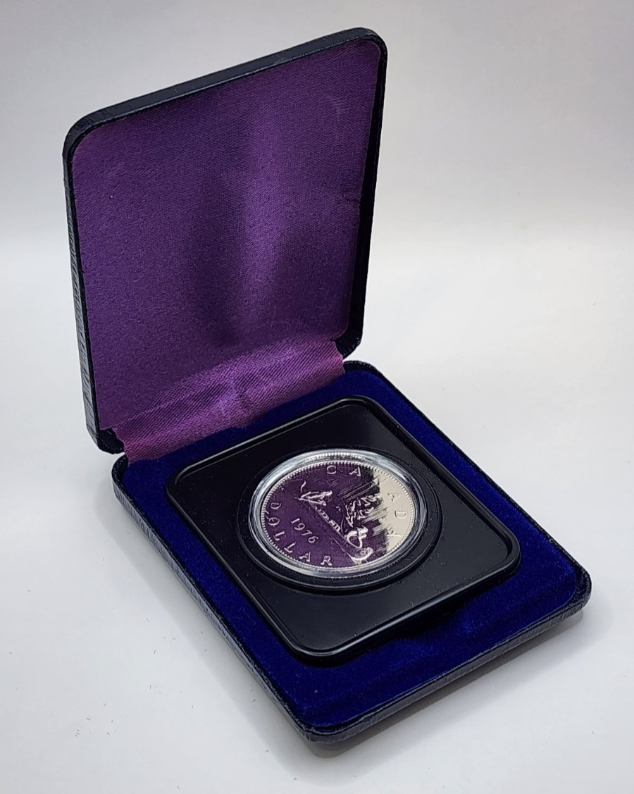 UNC 1976 Canada 1 Dollar Coin - KM# 76.2