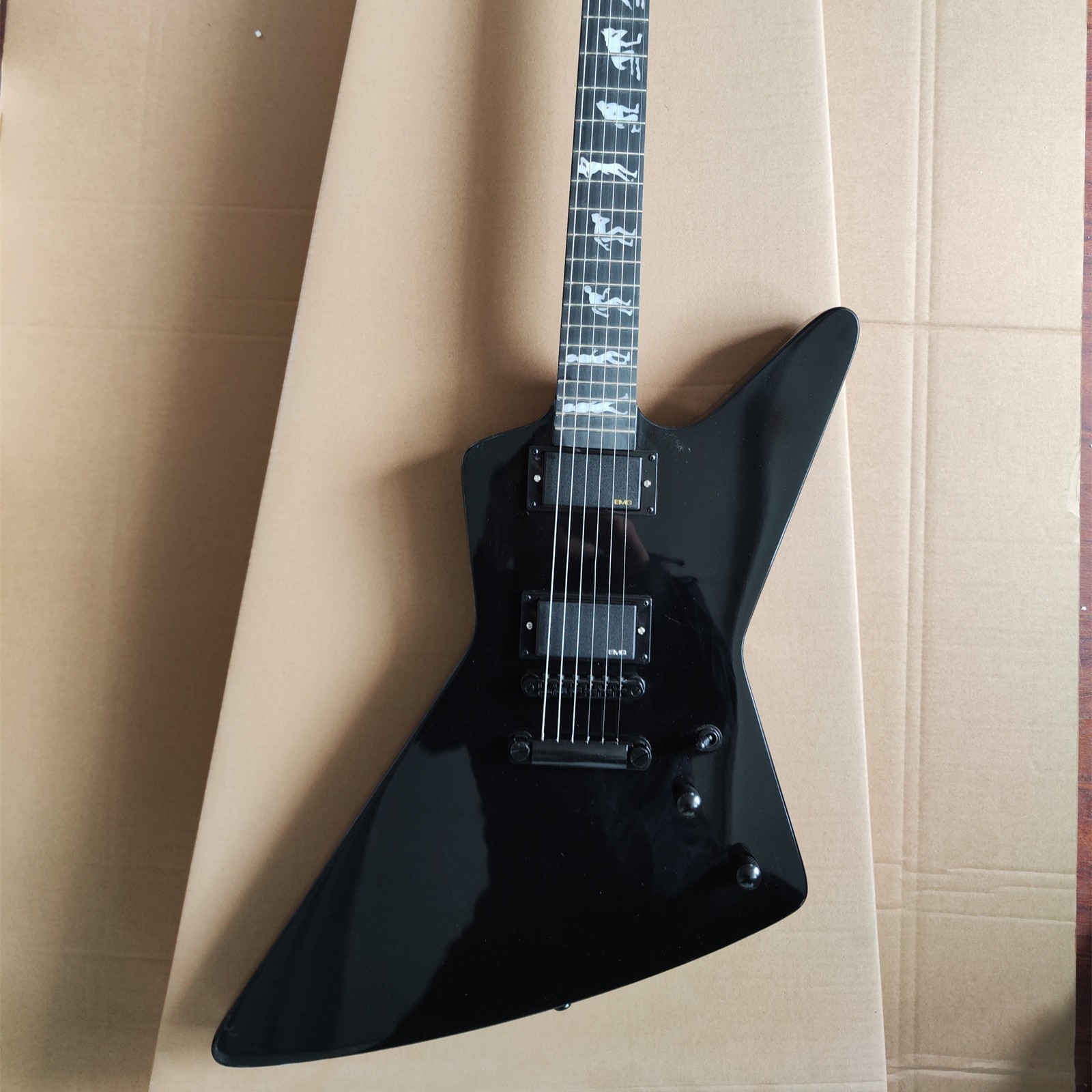 Black Werewolf Electric Guitar Solid Body HH Pickups Rosewood Fretboard Fastship