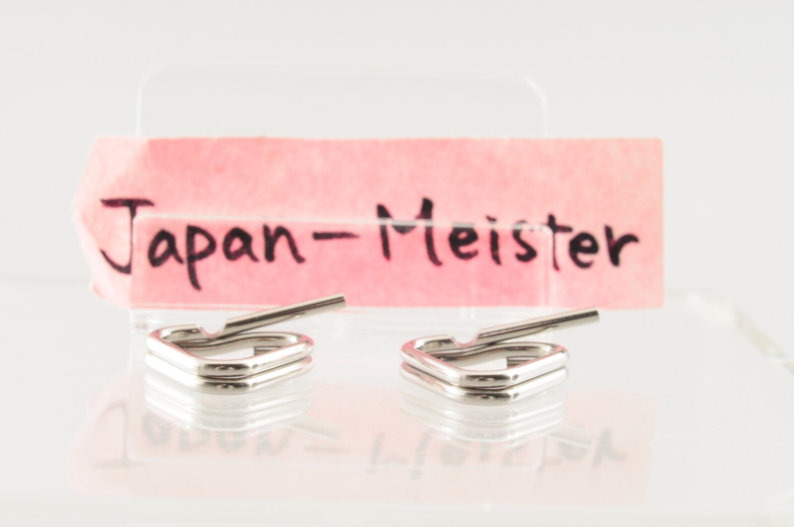 US Duty Paid New Genuine Nikon Camera Triangular Strap lug Set 2rings & 2covers