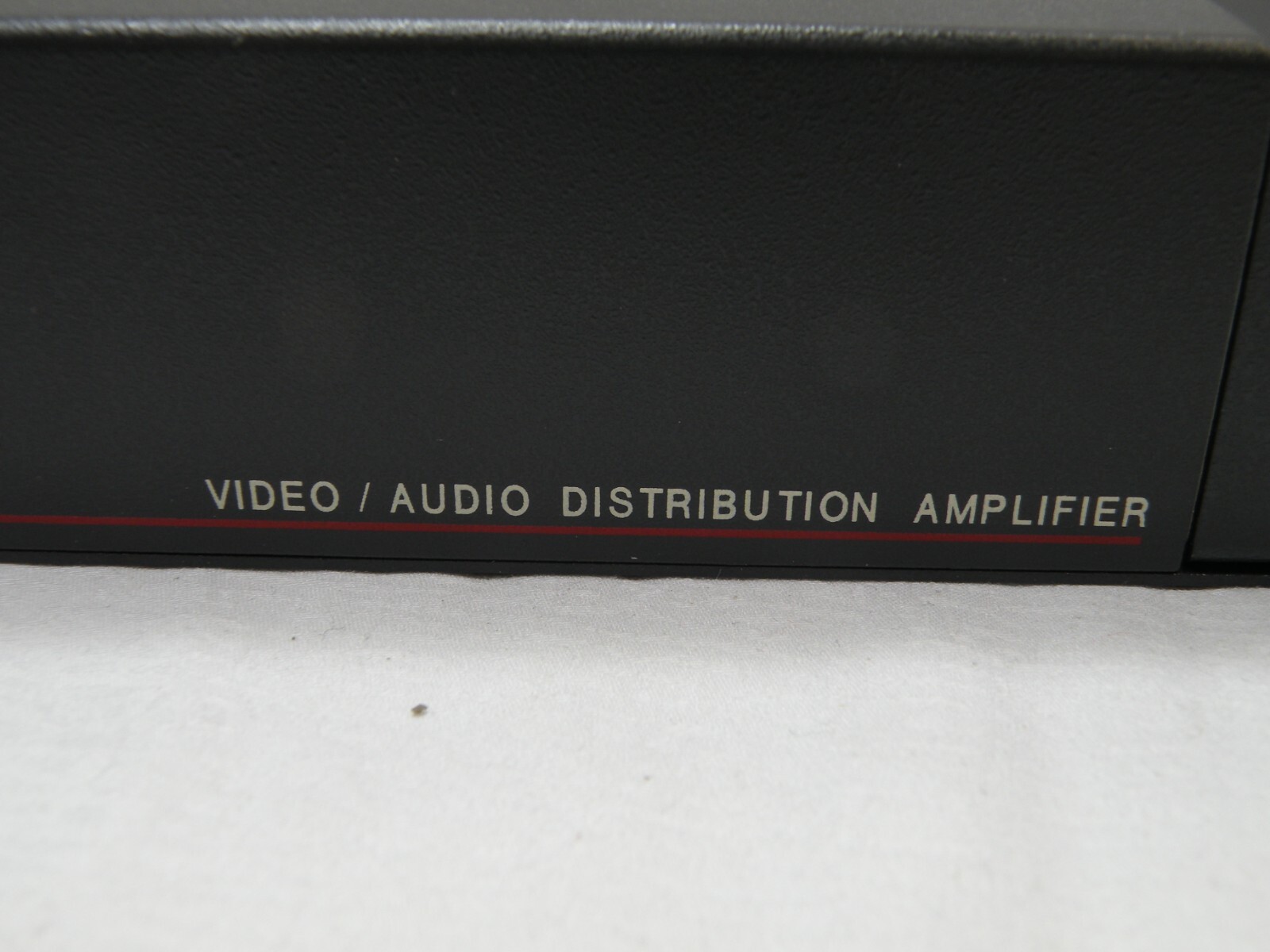 Extron MDA 3AV & DA 6AV EQ, Rackmount Video Stereo Audio Distribution Amplifiers