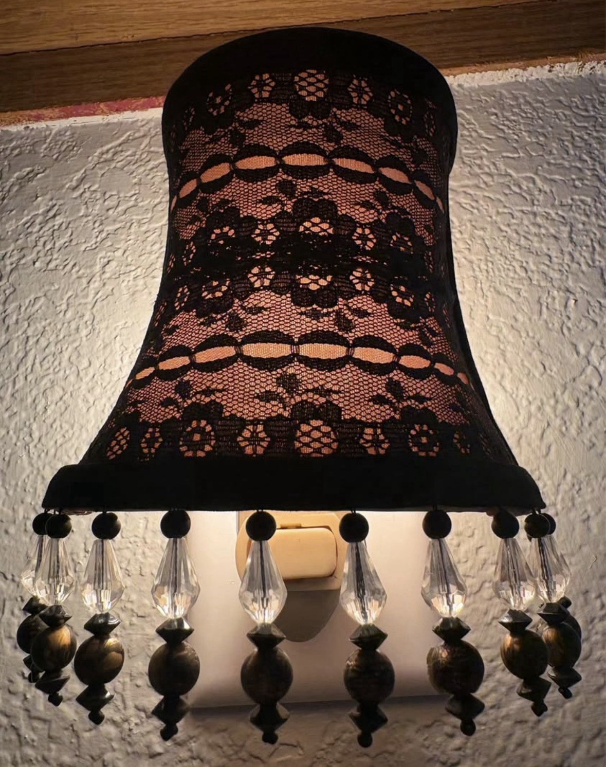 Vintage Plug-in Nightlight Black Lace Victorian-style Beaded Lampshade